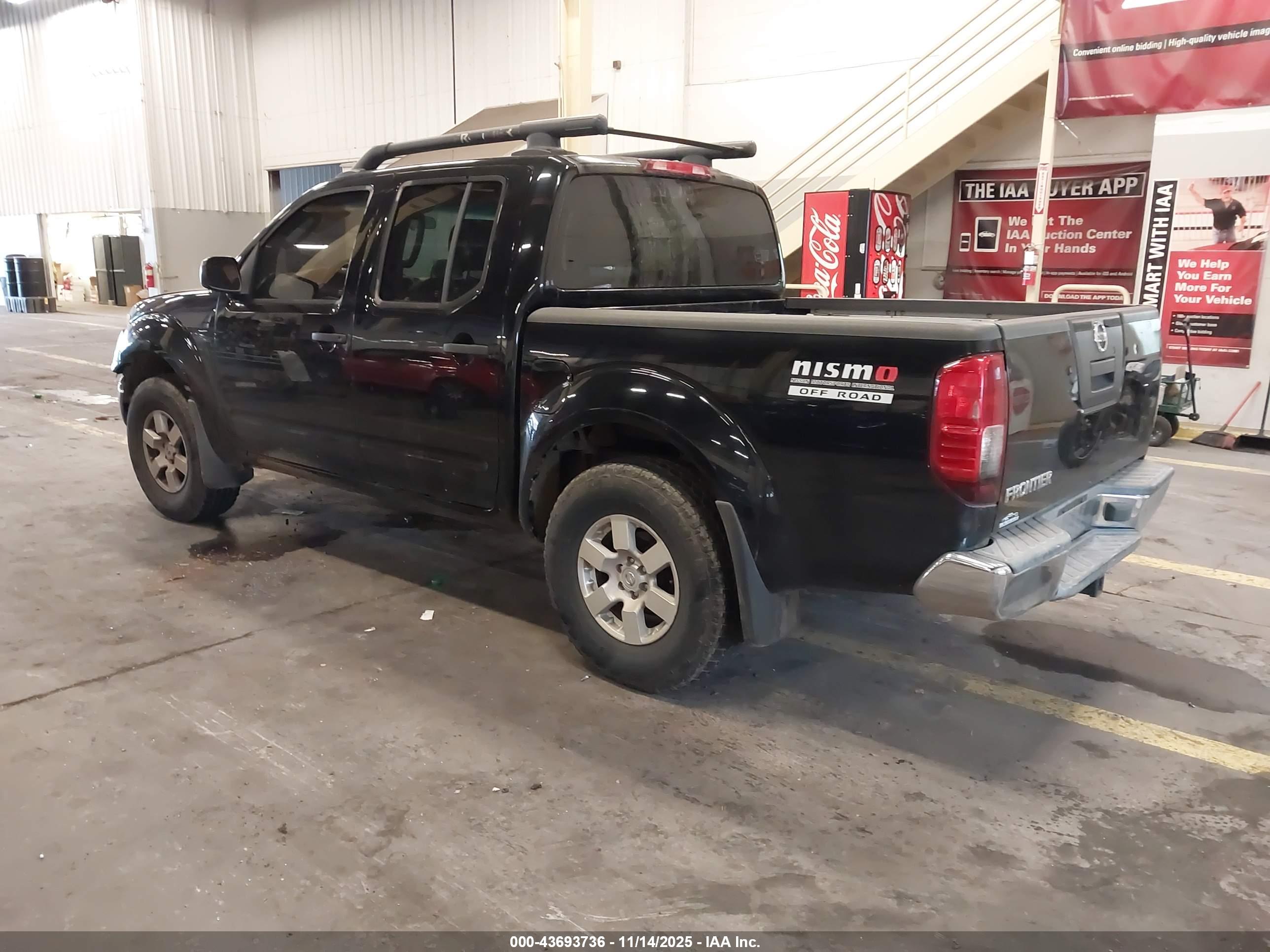 NISSAN FRONTIER image 3
