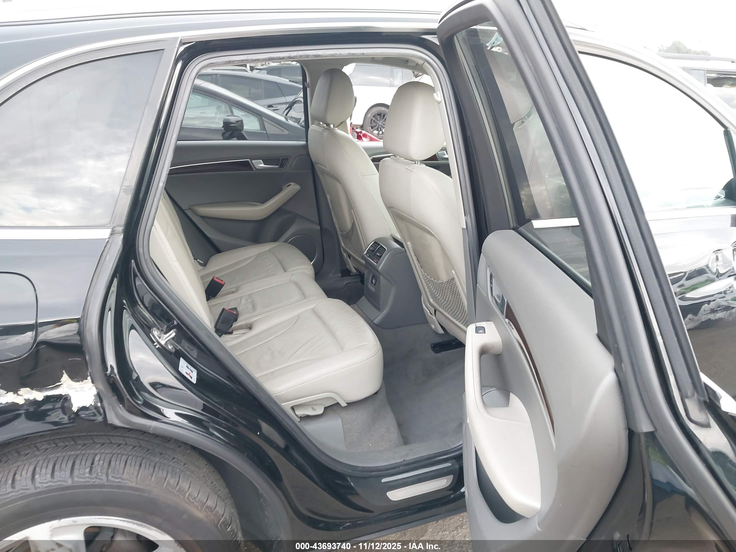 AUDI Q5 image 8