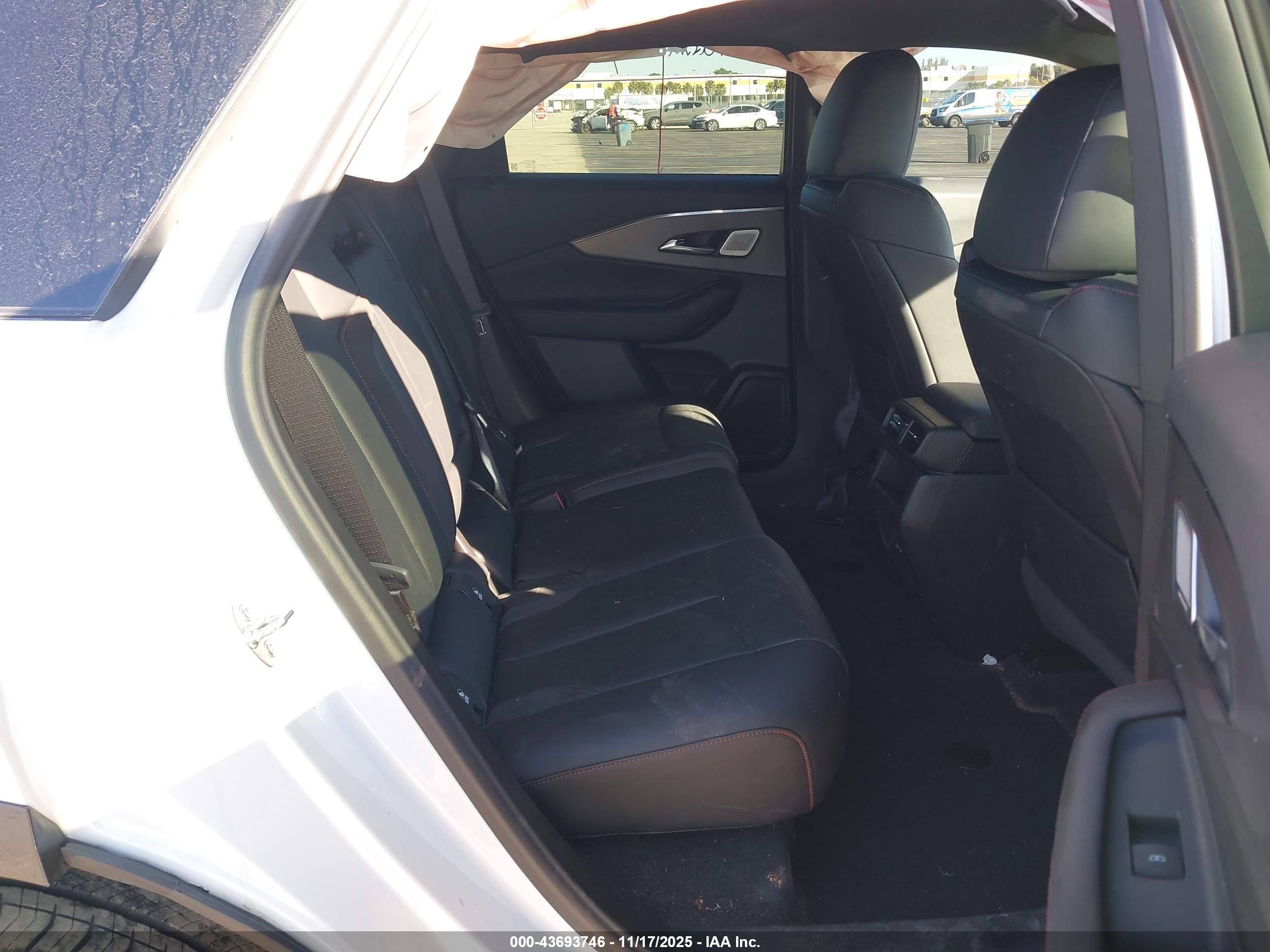 ACURA ZDX image 8