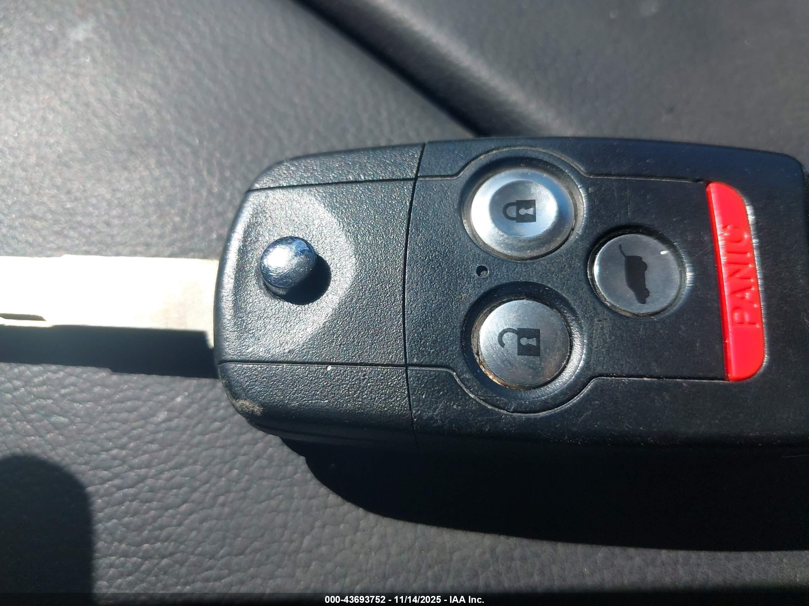 ACURA MDX image 11