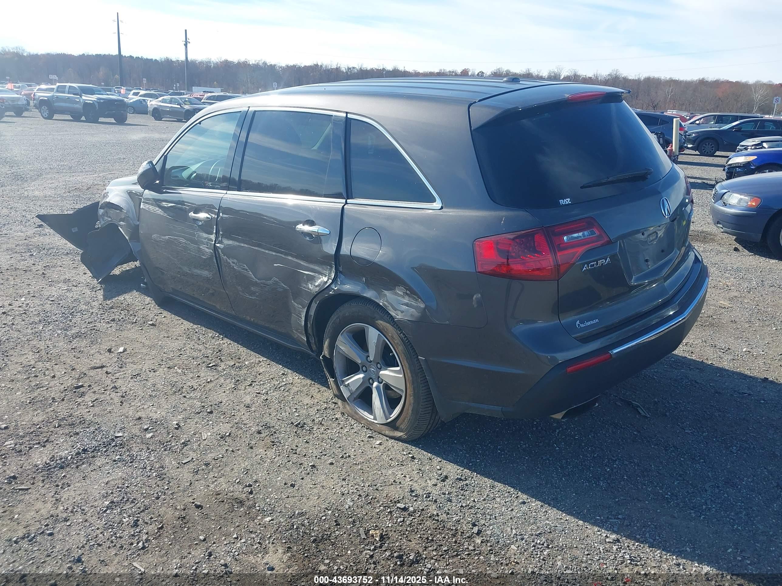 ACURA MDX image 3