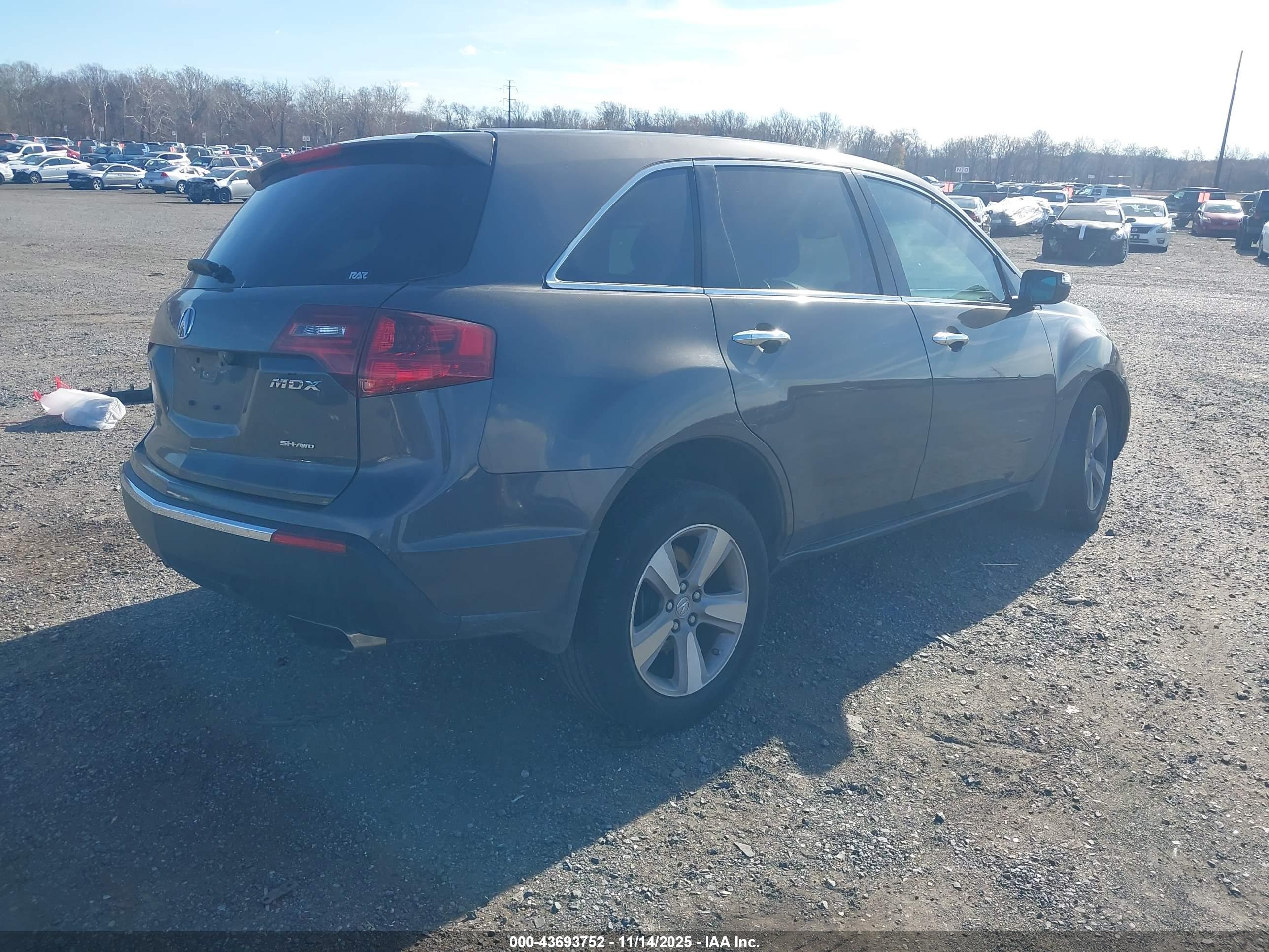 ACURA MDX image 4