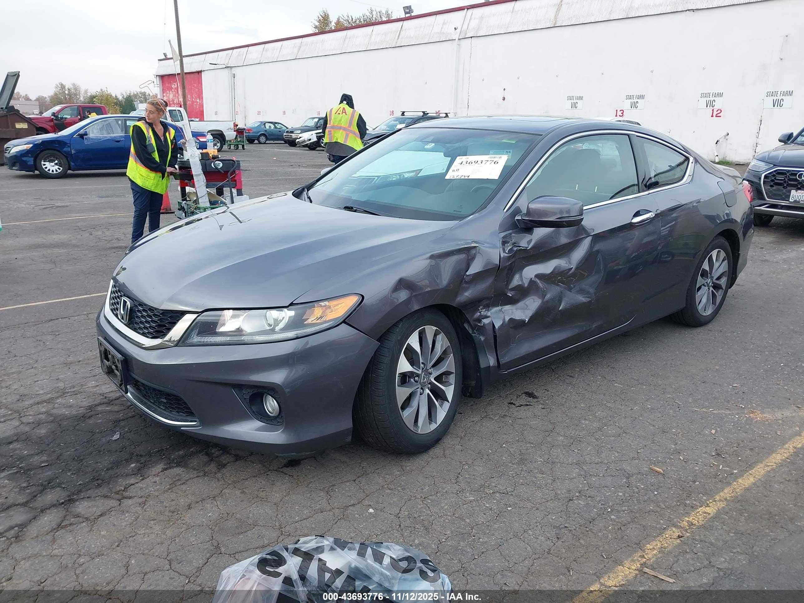 HONDA ACCORD image 2