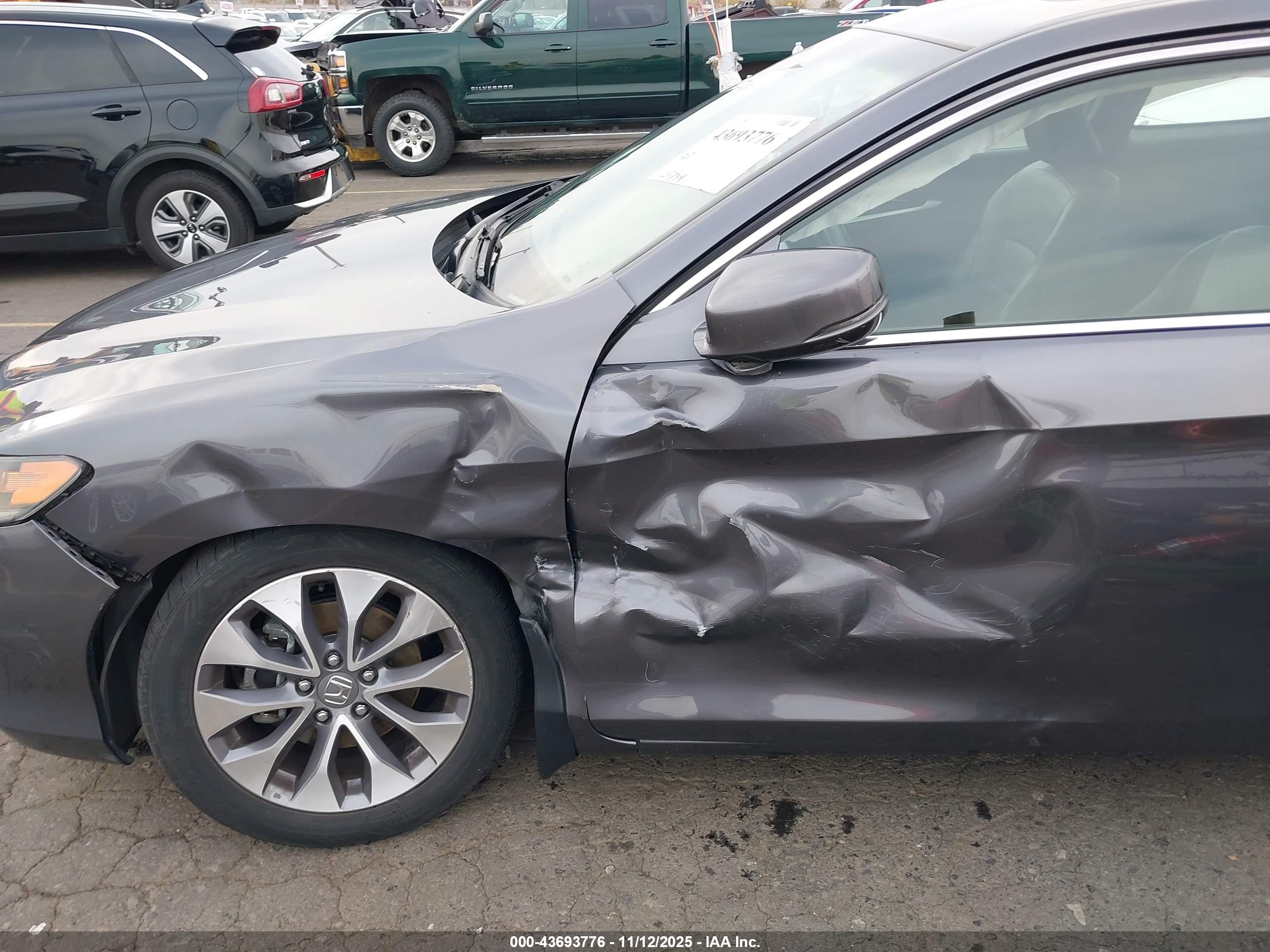 HONDA ACCORD image 6