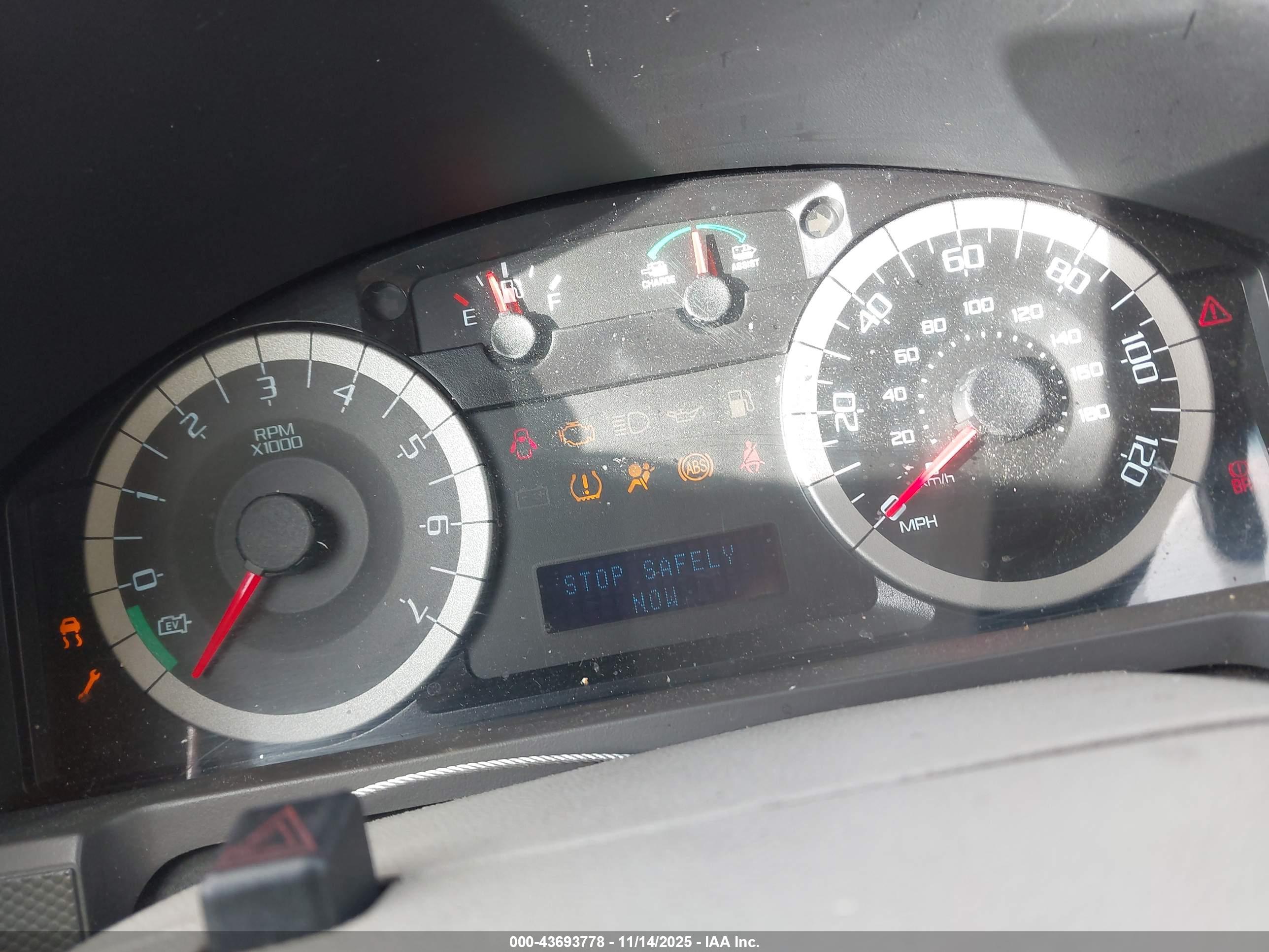 FORD ESCAPE image 7