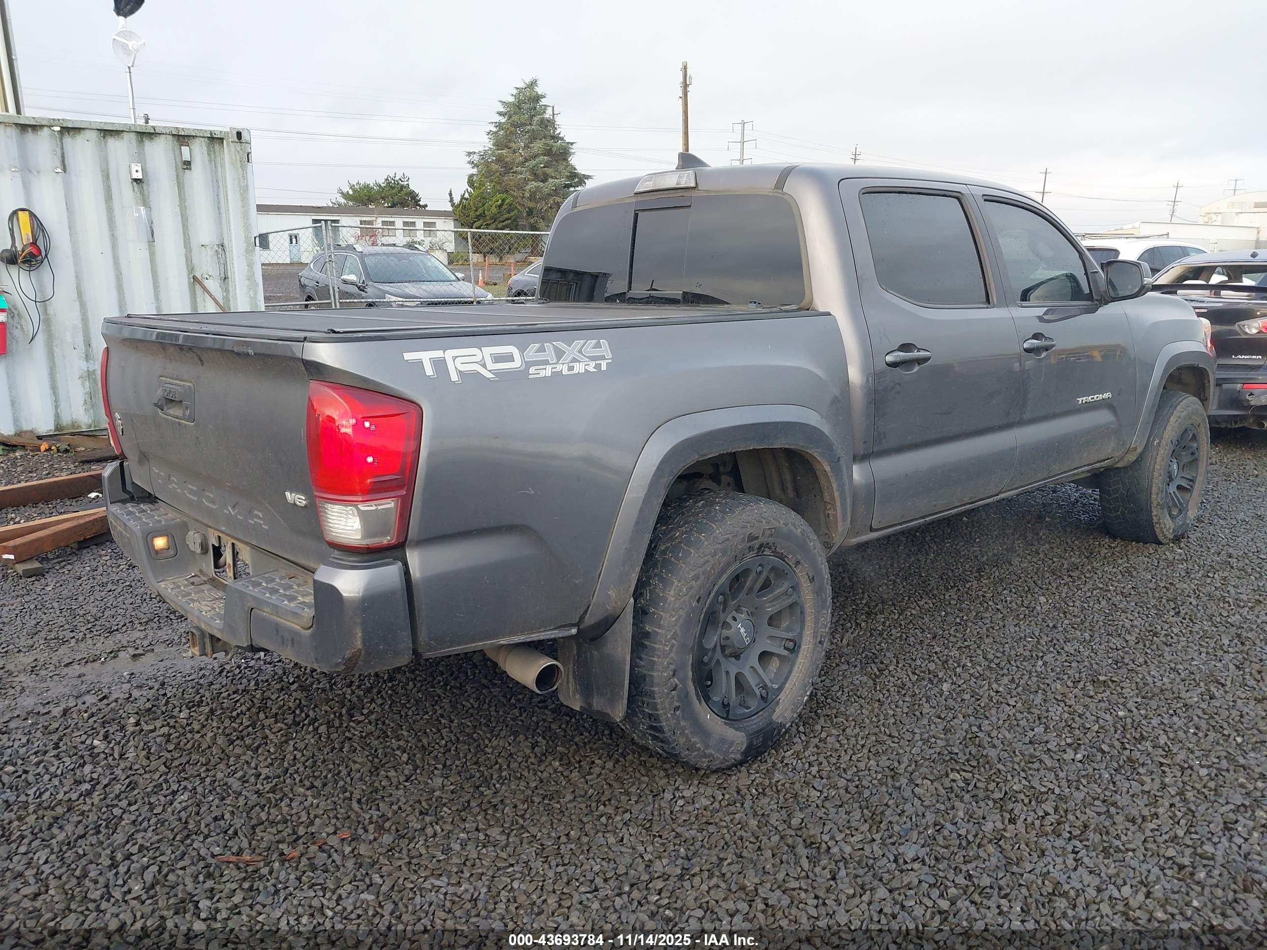 TOYOTA TACOMA image 4