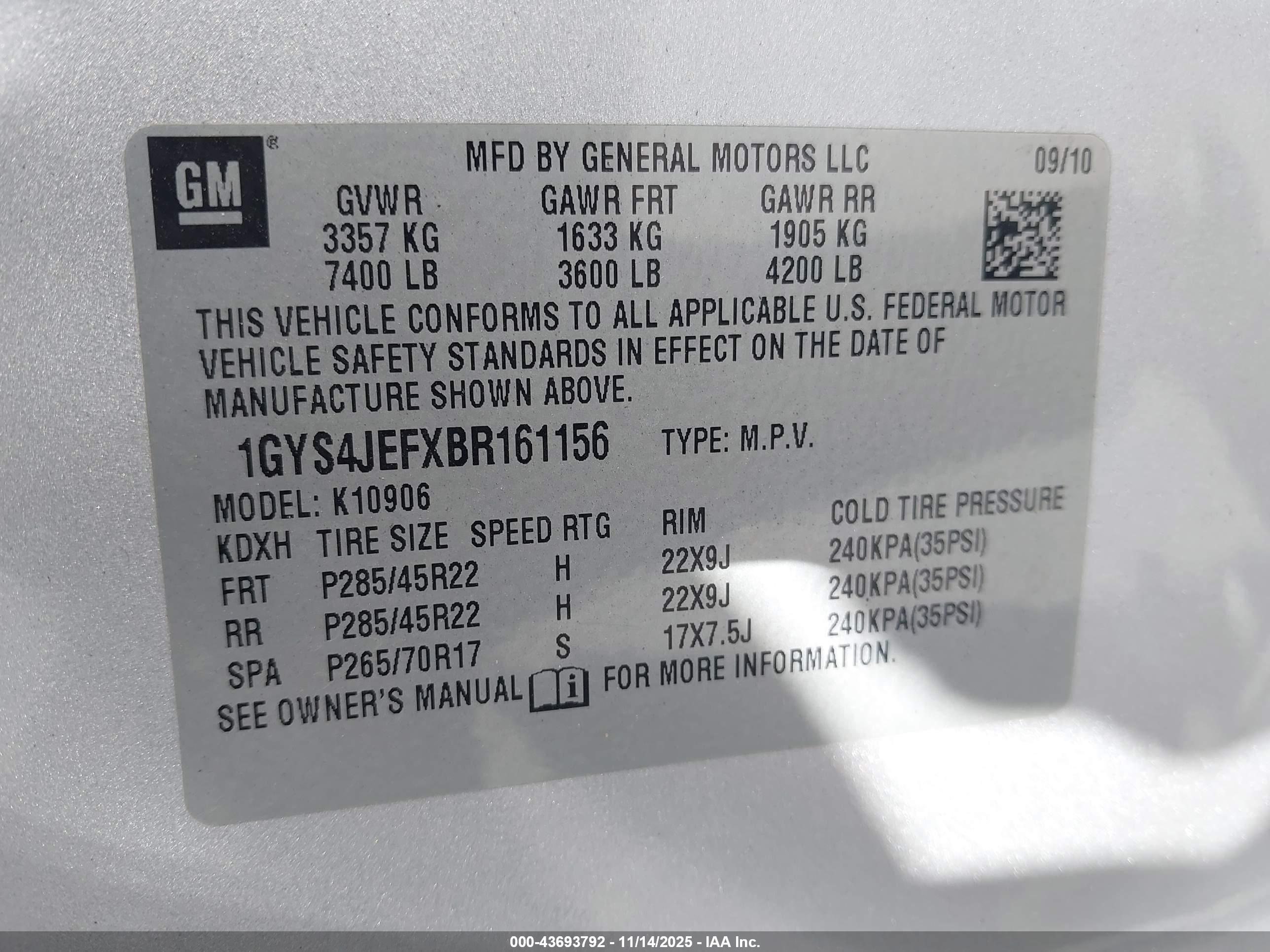 CADILLAC ESCALADE image 9