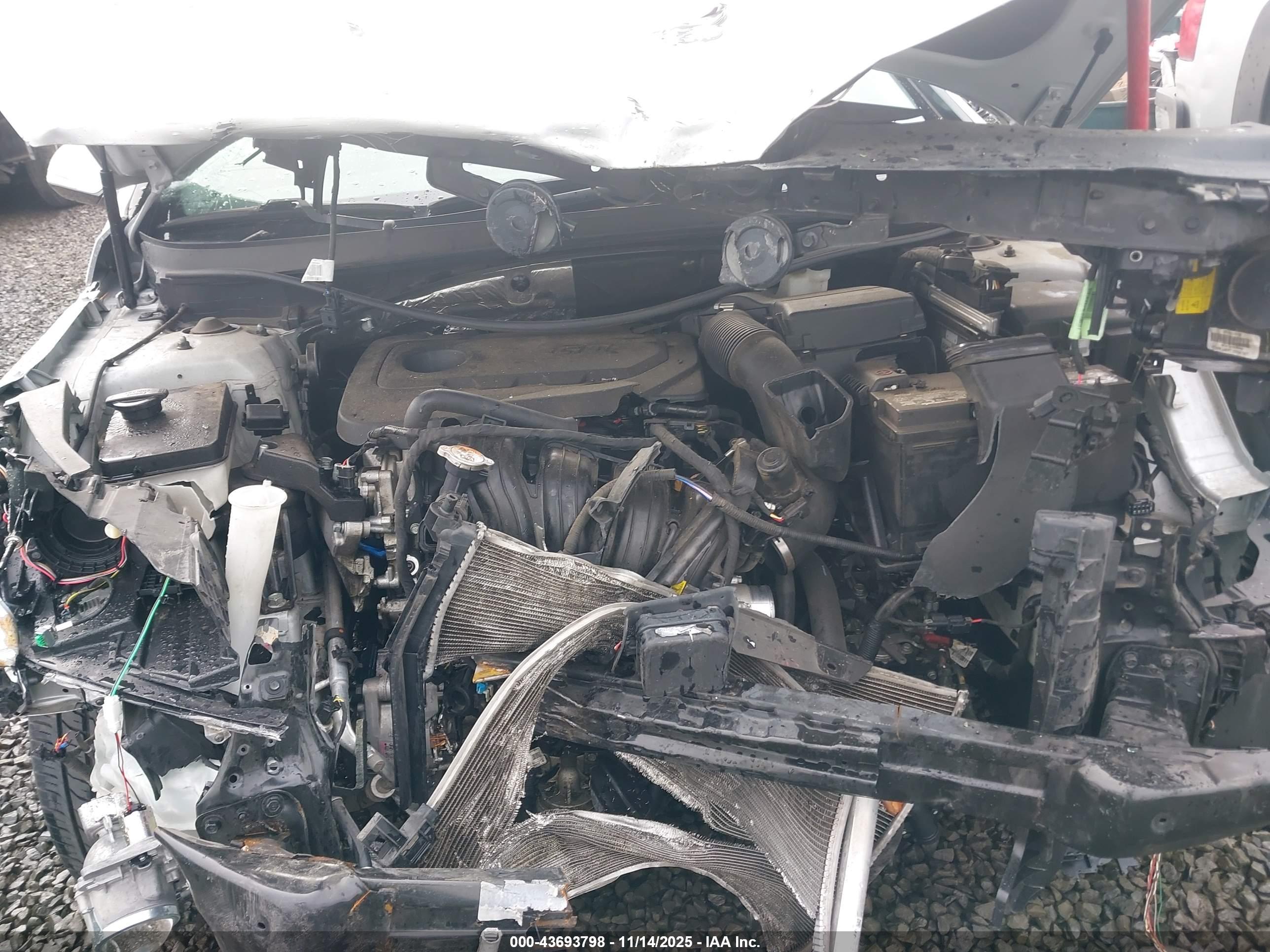 HYUNDAI SONATA image 10