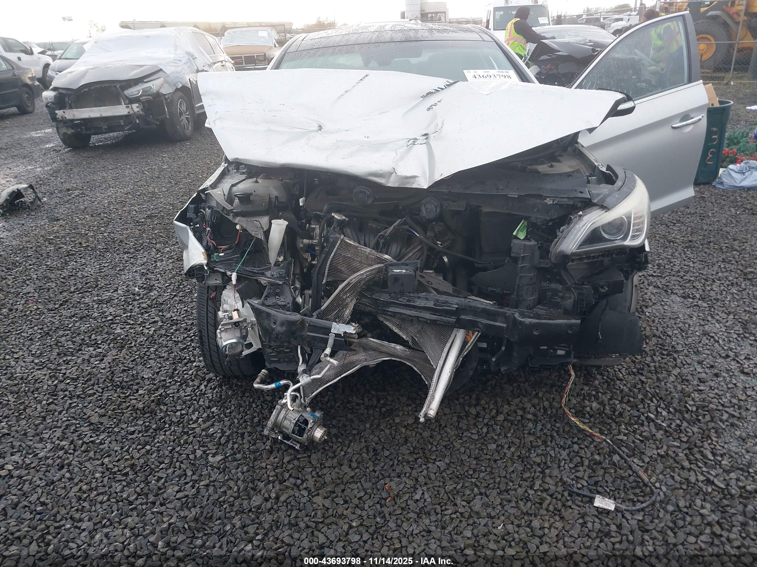 HYUNDAI SONATA image 6