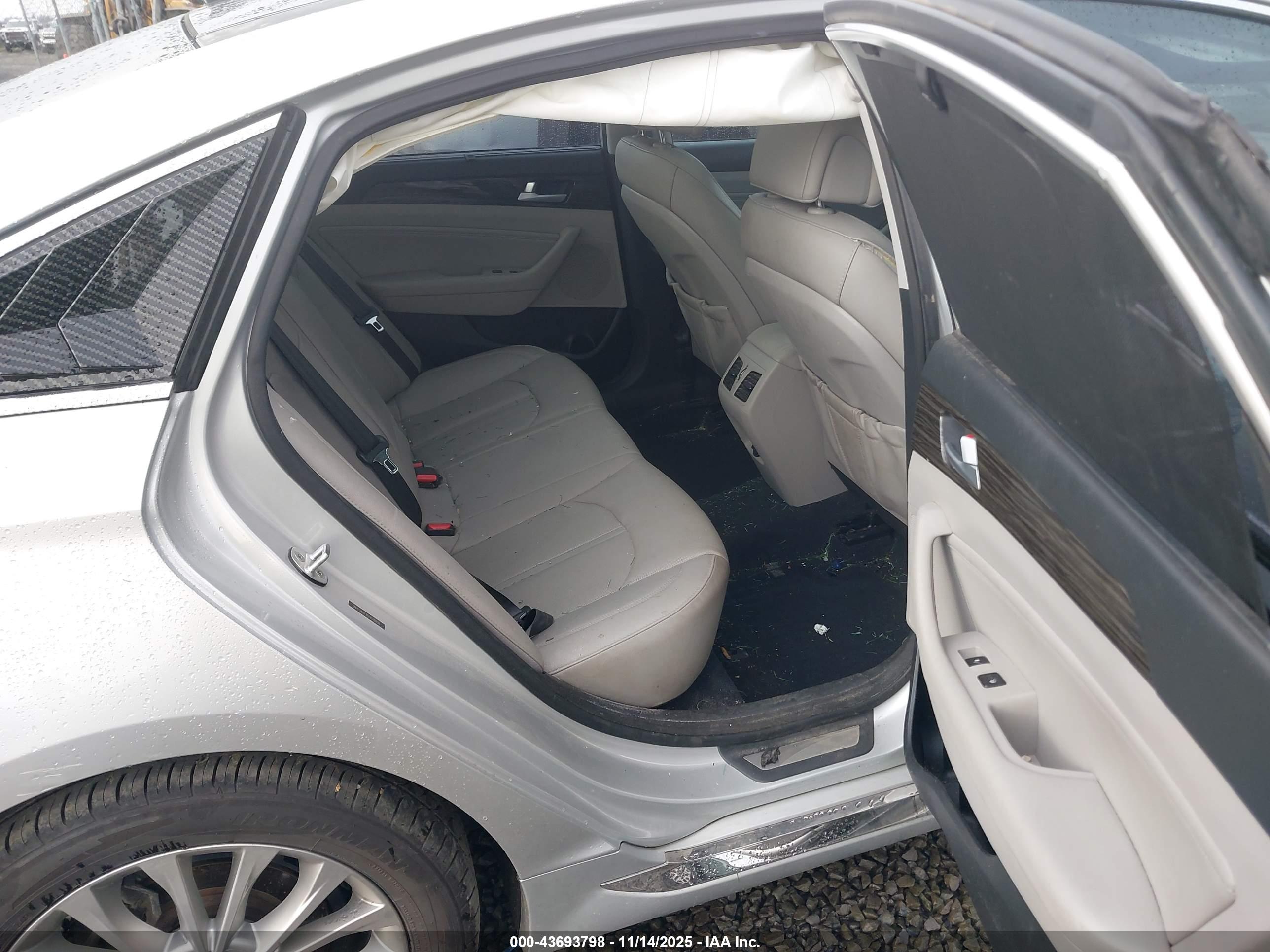 HYUNDAI SONATA image 8