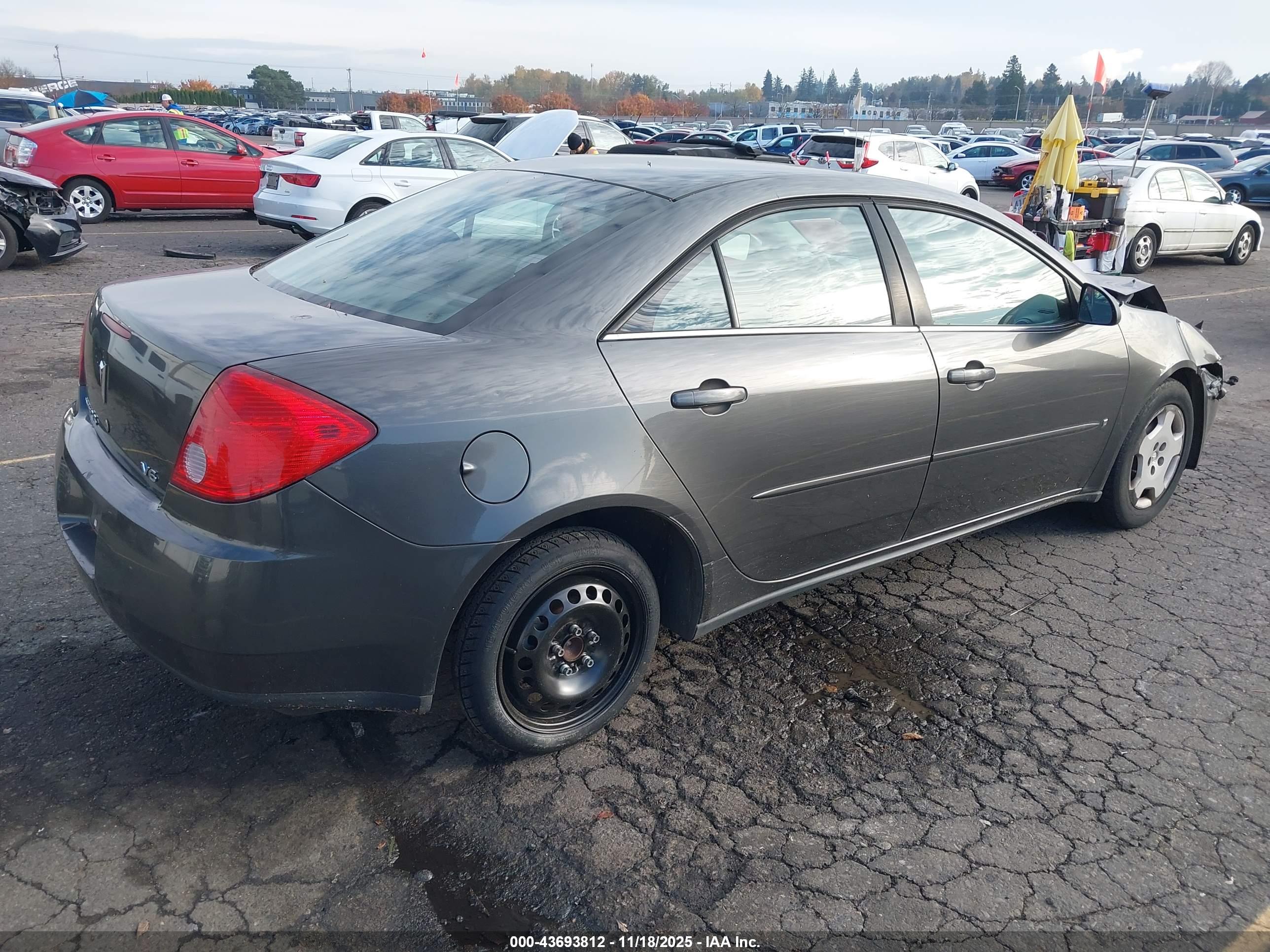 PONTIAC G6 image 4