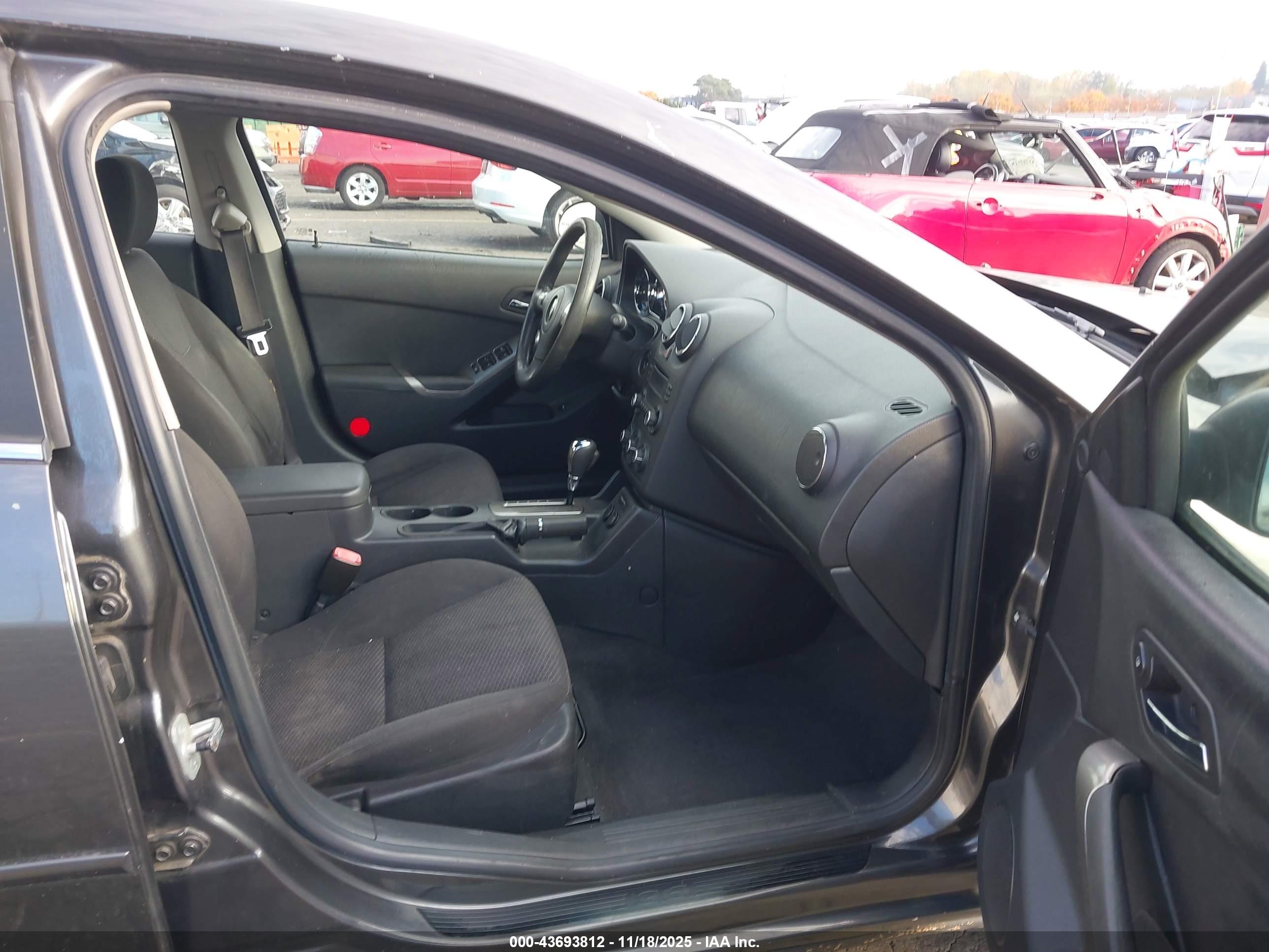 PONTIAC G6 image 5