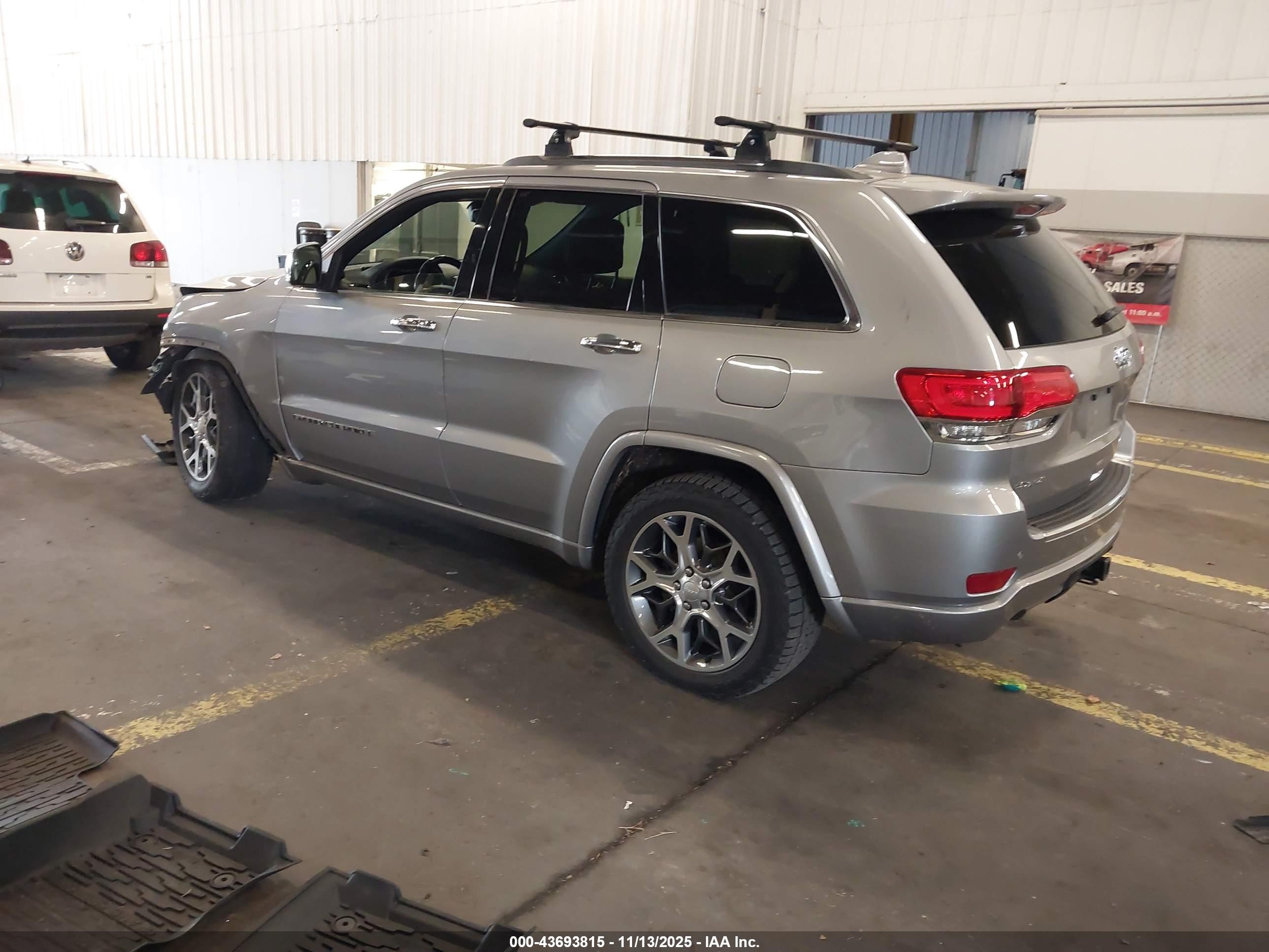 JEEP GRAND image 3