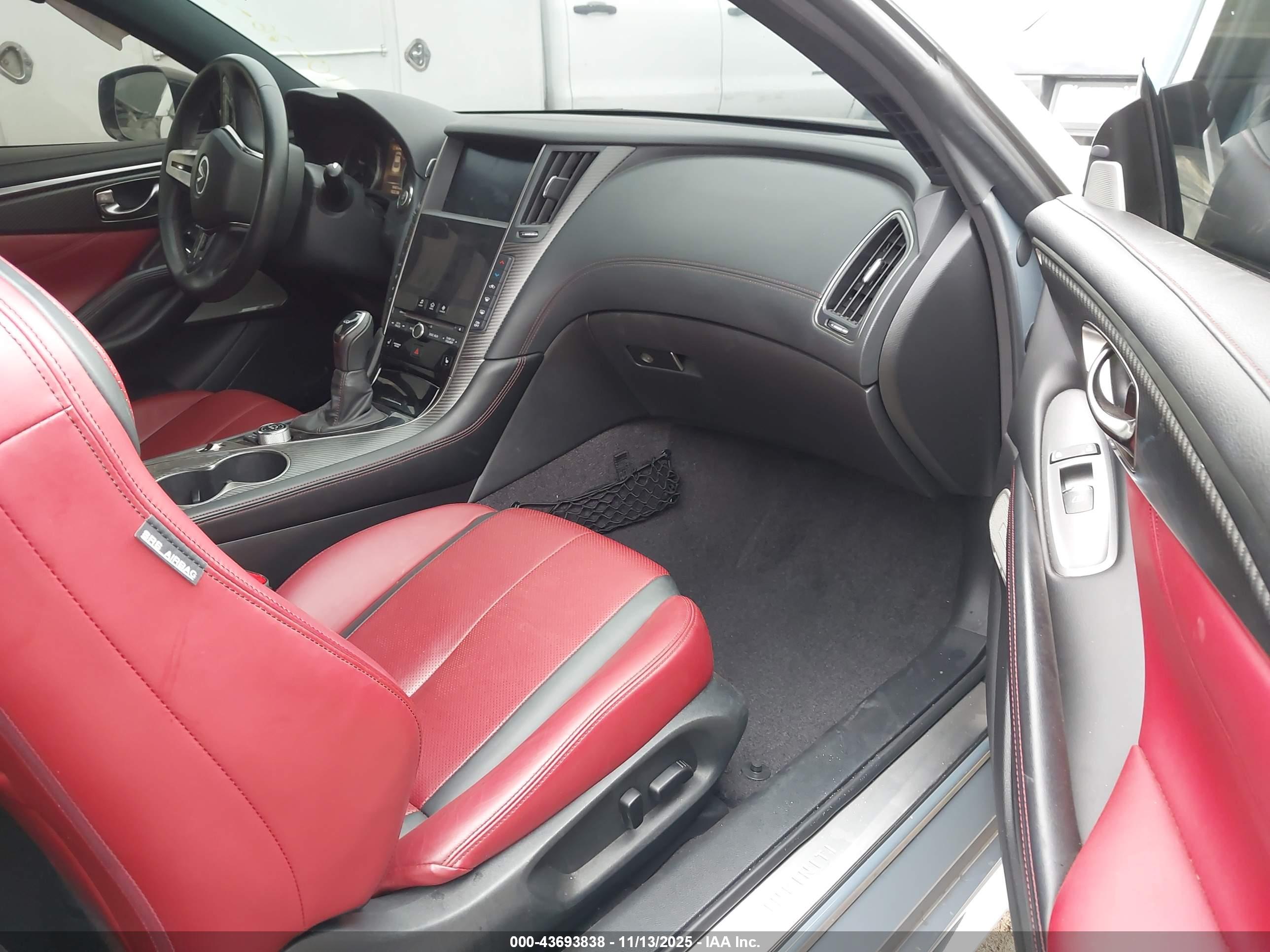 INFINITI Q60 image 5