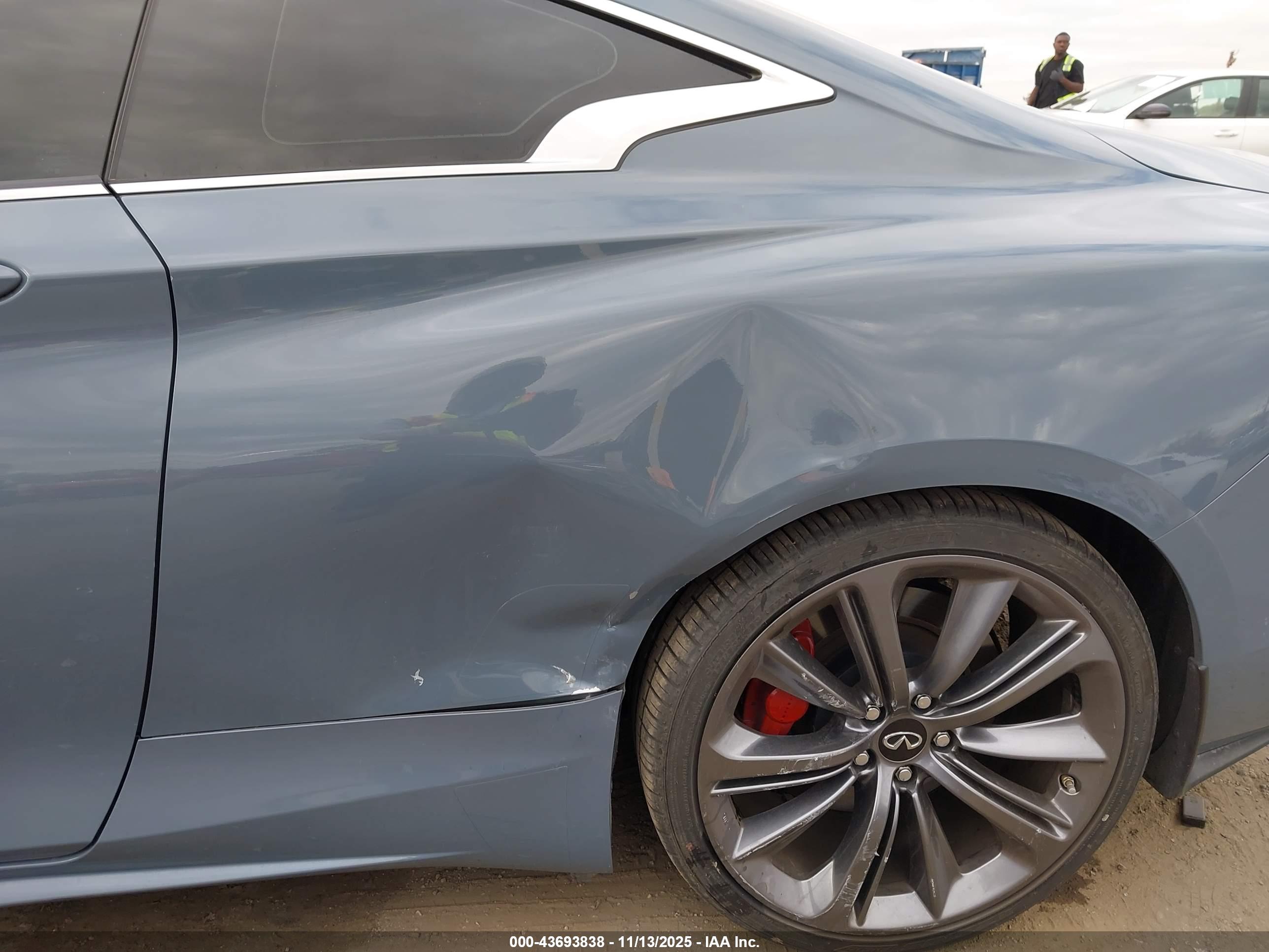 INFINITI Q60 image 6