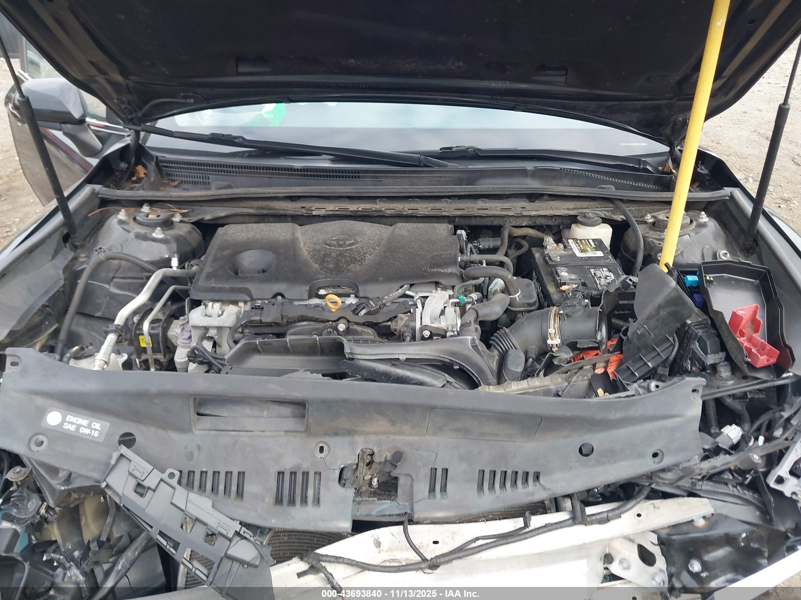 TOYOTA CAMRY image 10