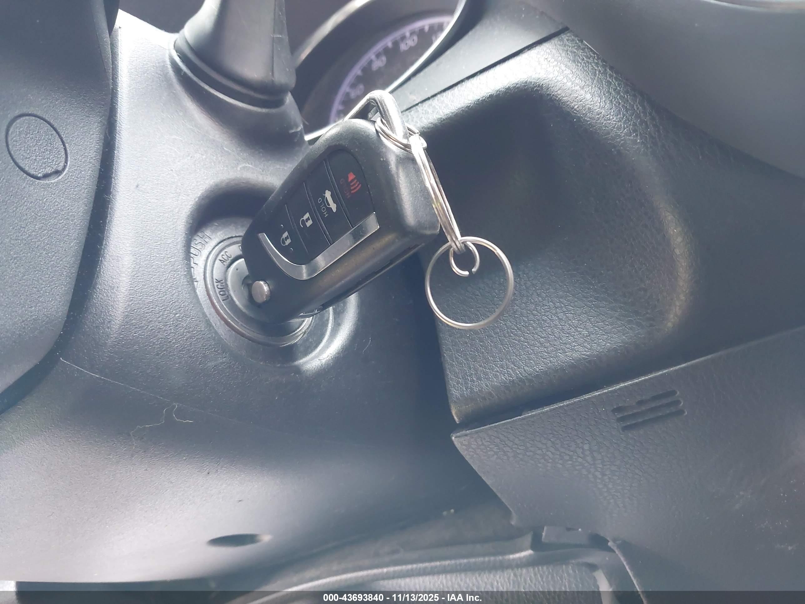 TOYOTA CAMRY image 11