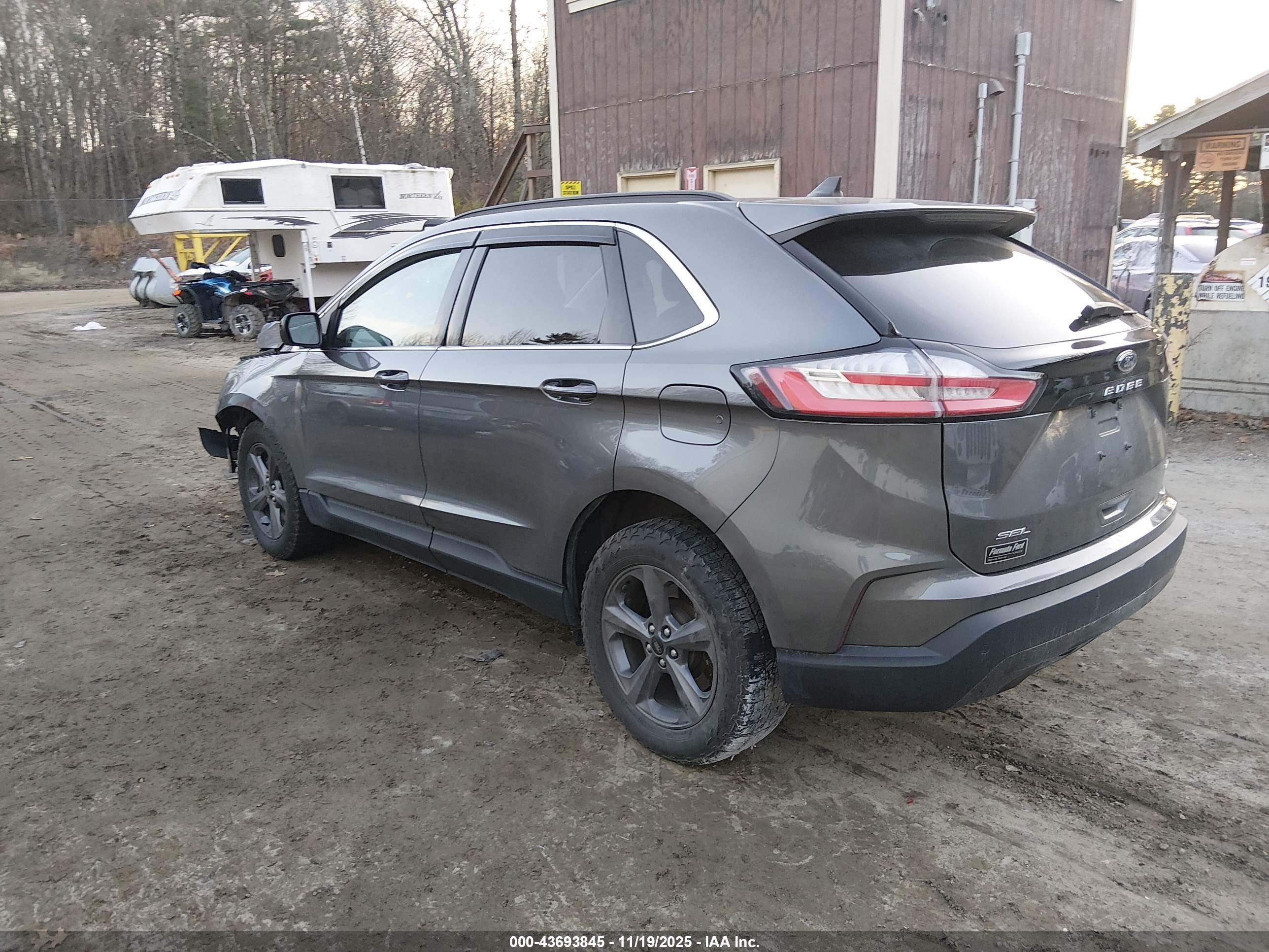 FORD EDGE image 3