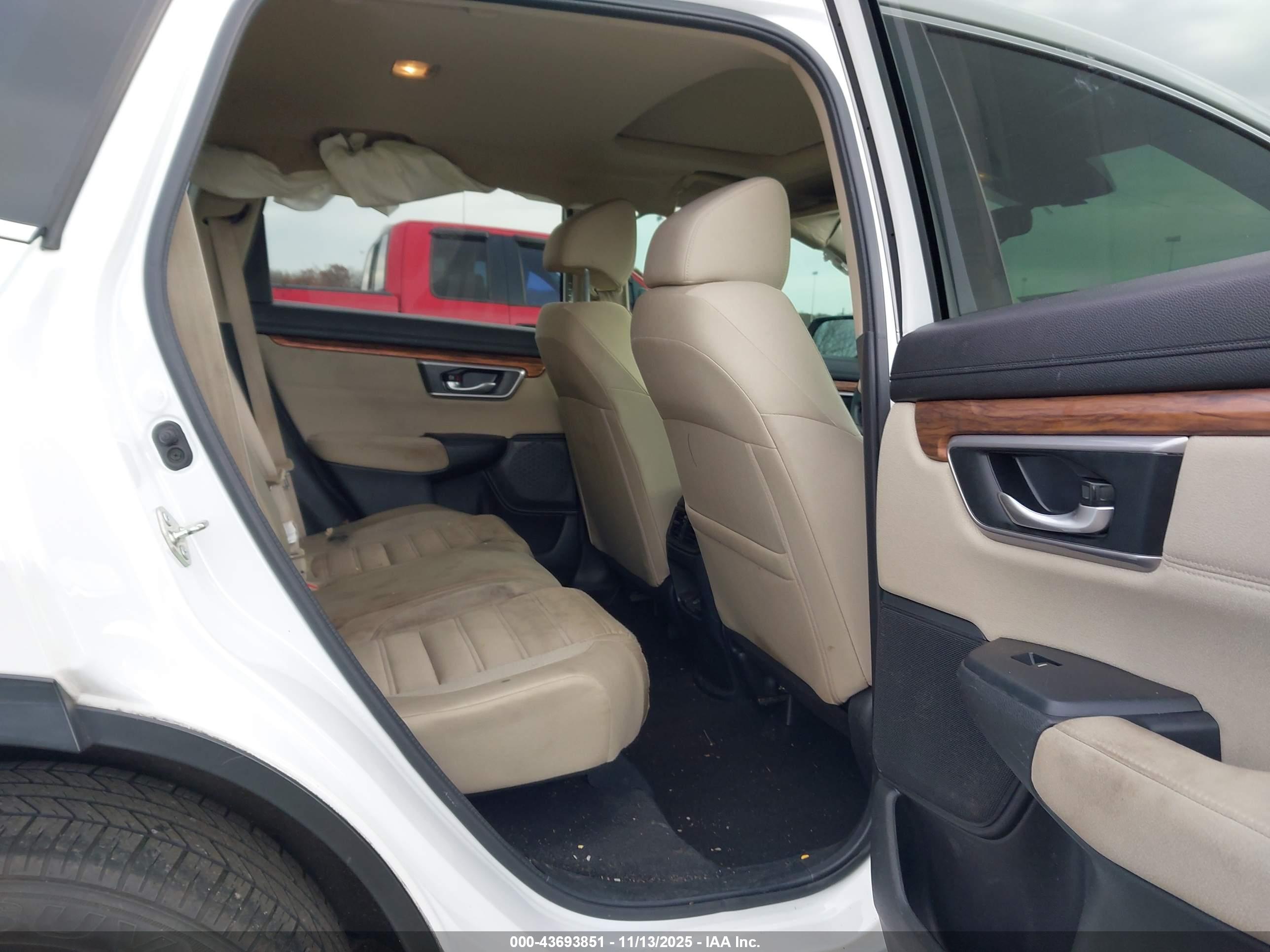 HONDA CR-V image 8