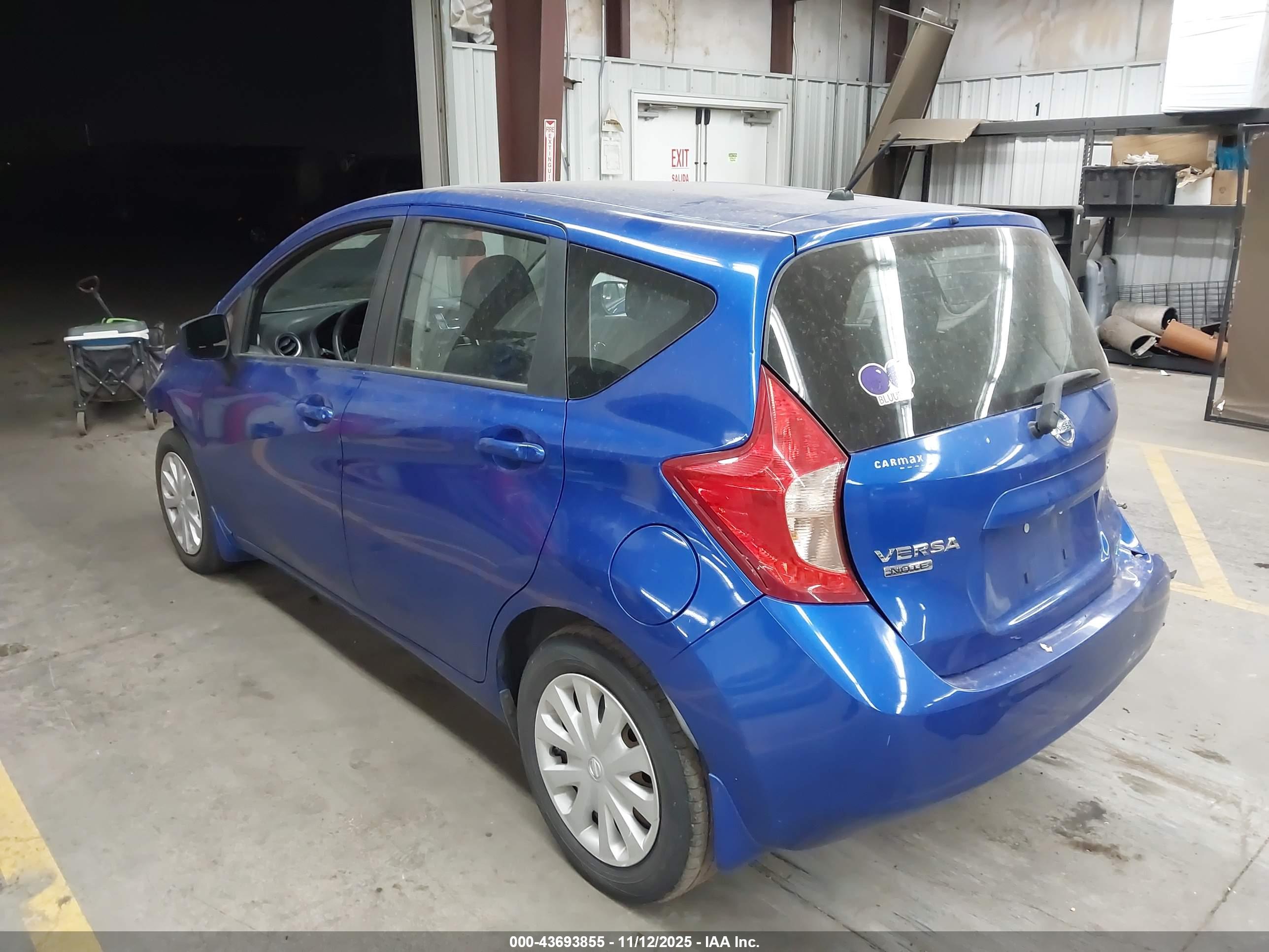 NISSAN VERSA image 3