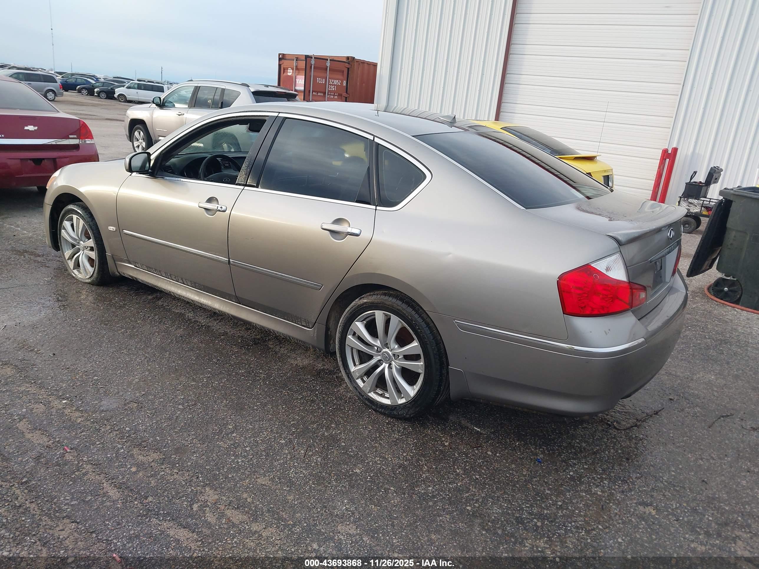 INFINITI M35X image 3