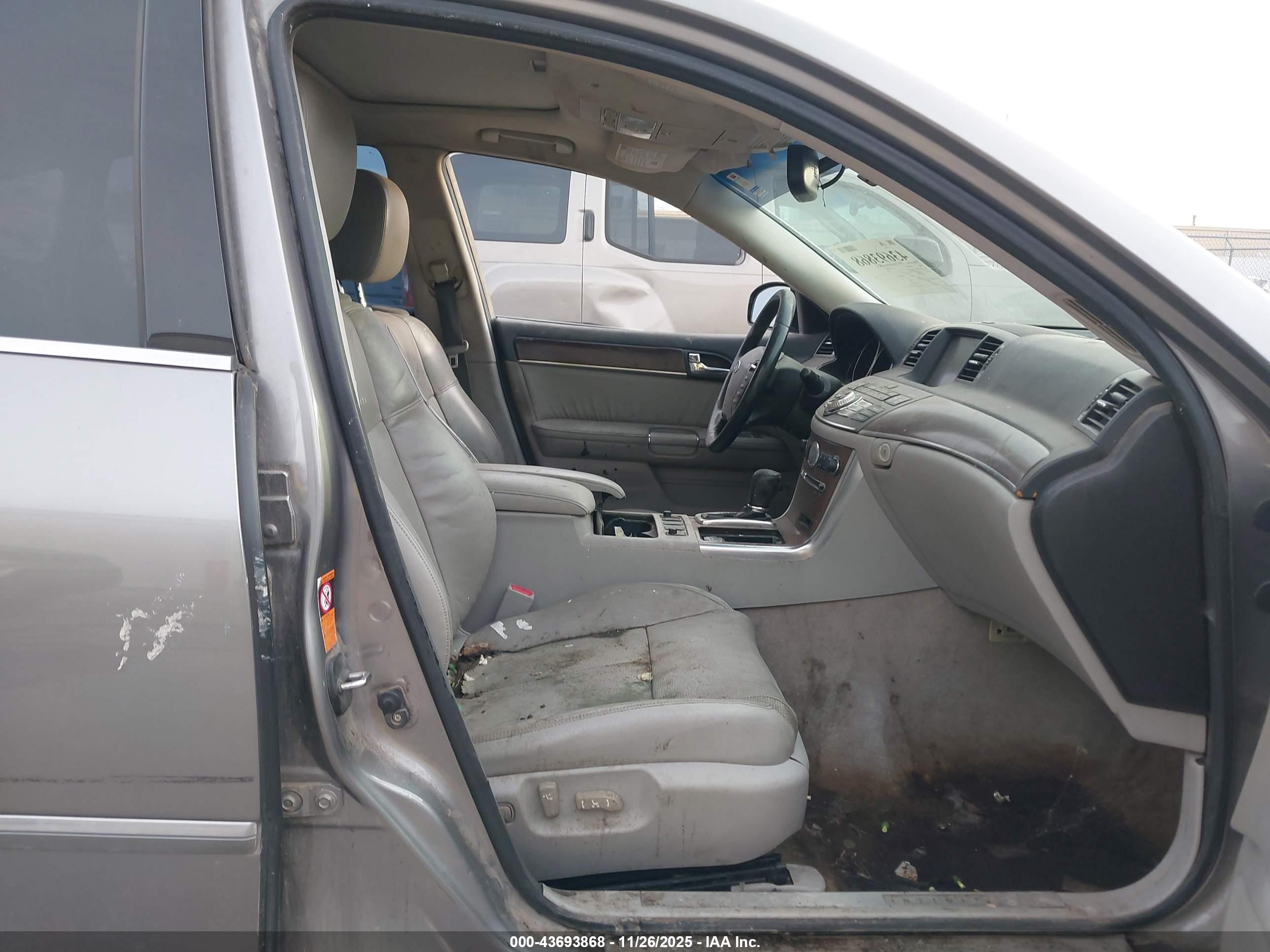 INFINITI M35X image 5