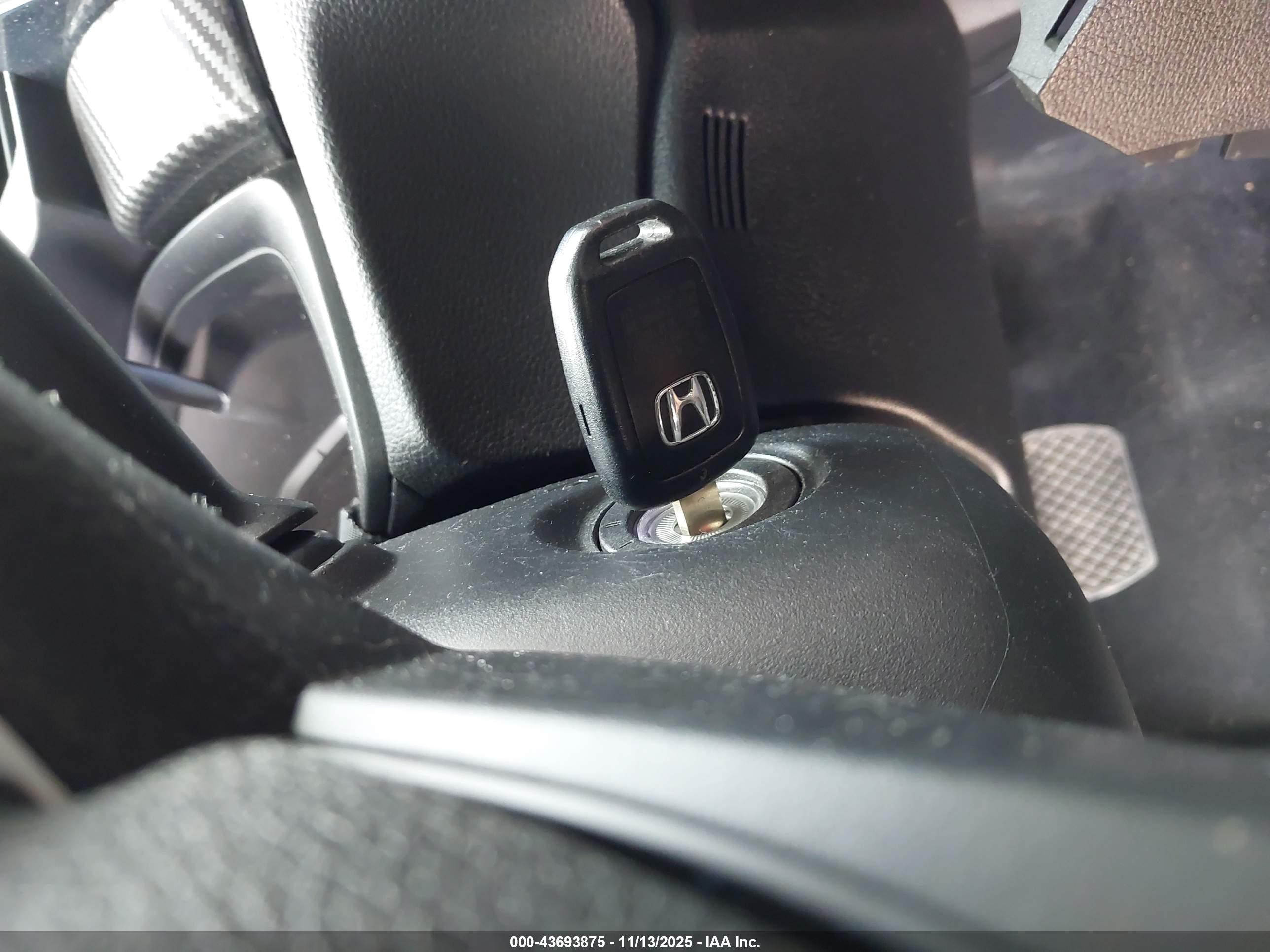 HONDA CIVIC image 11