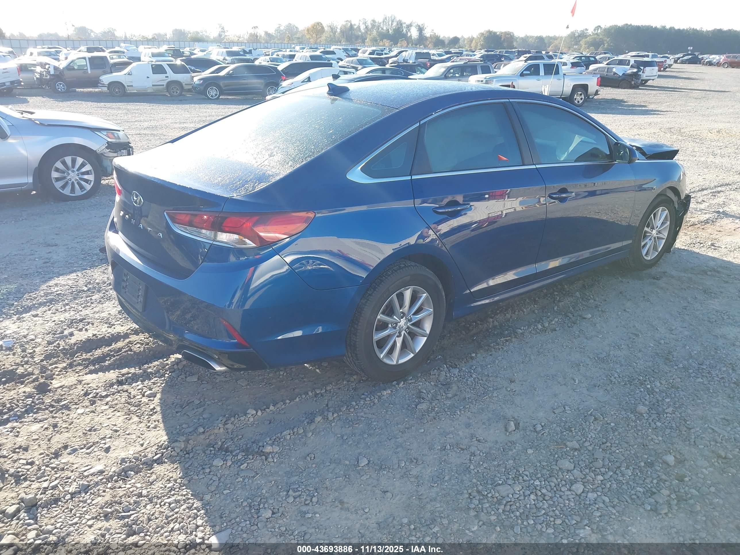HYUNDAI SONATA image 4