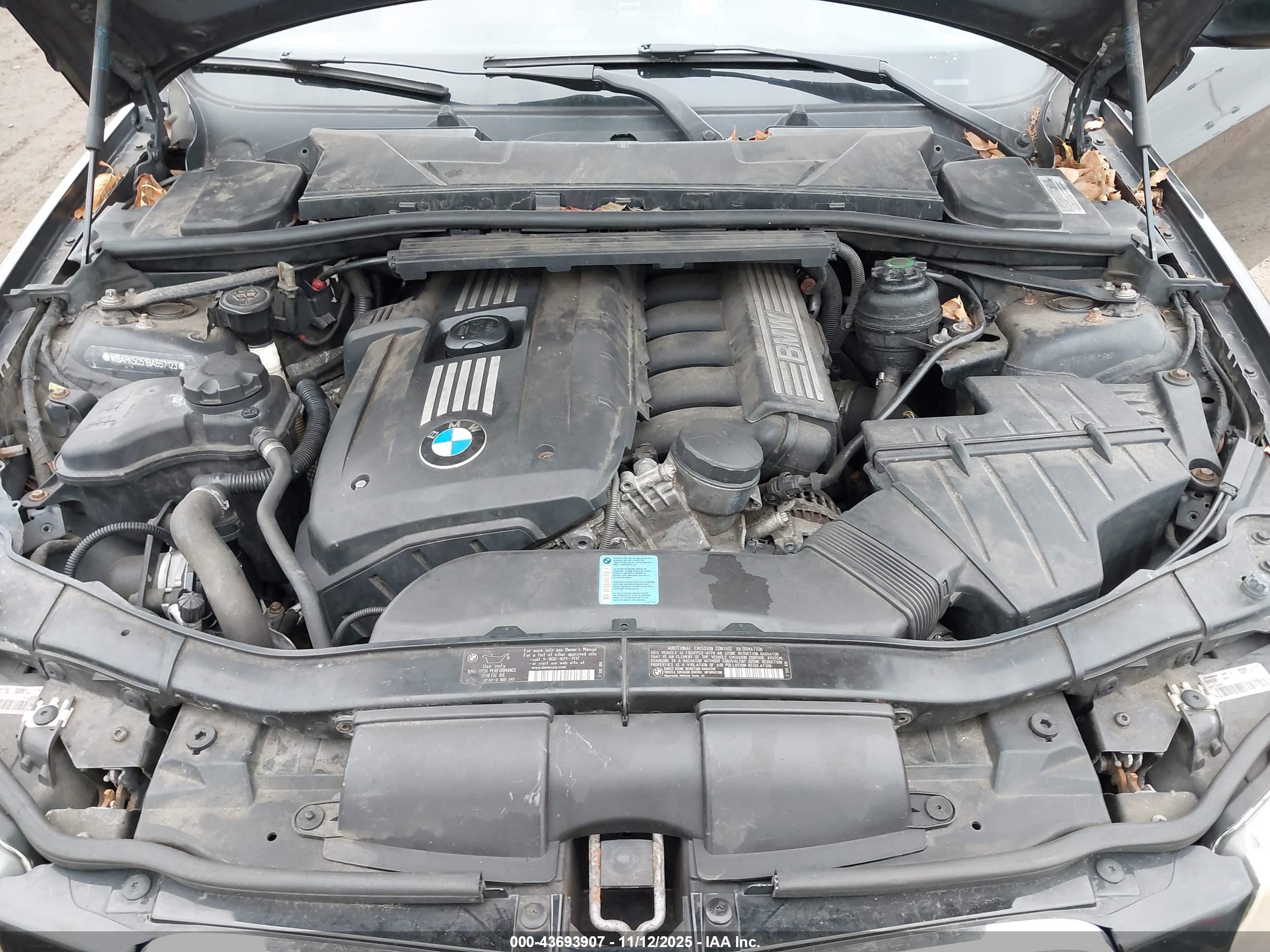 BMW 328I image 10