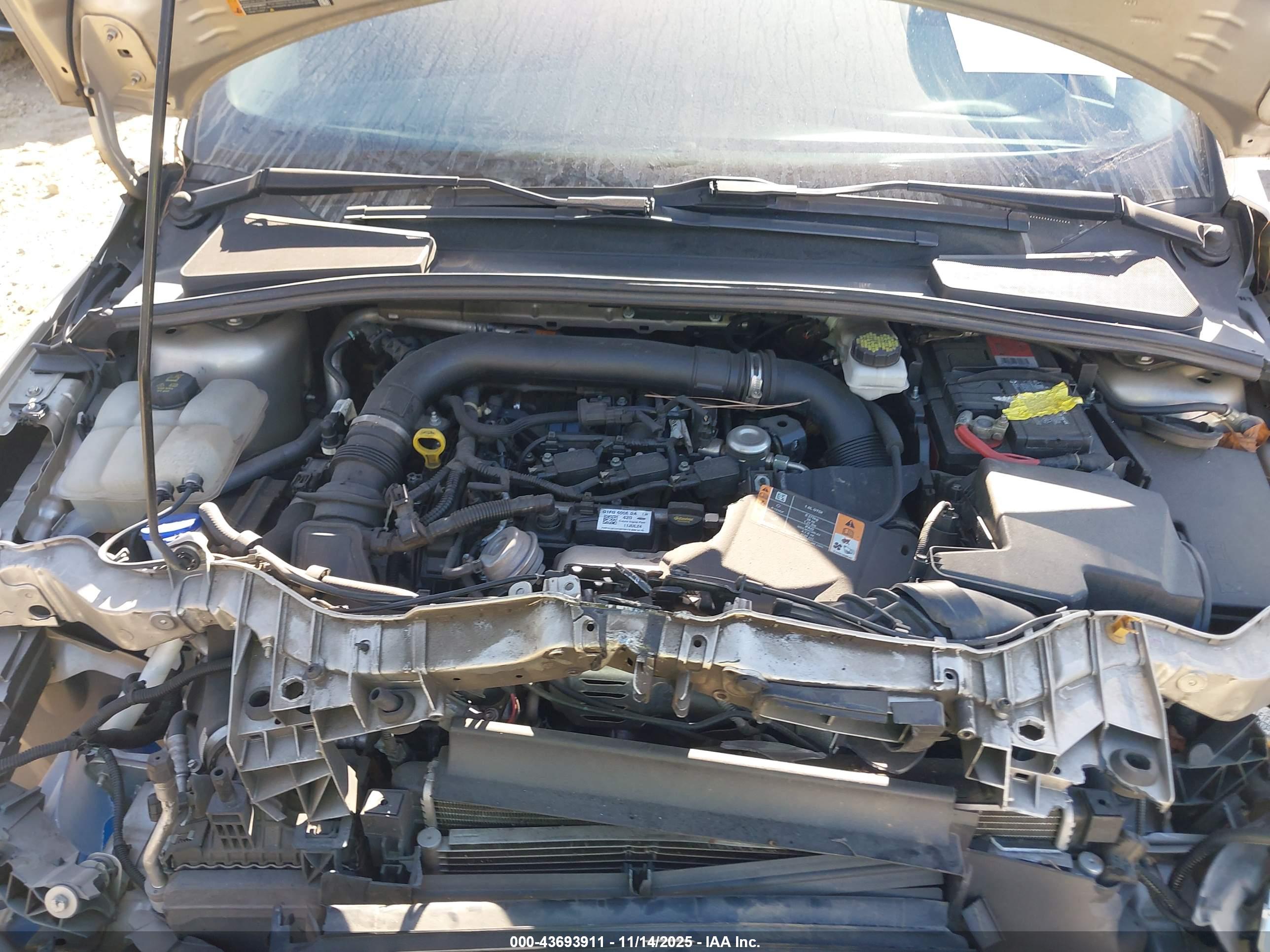 FORD FOCUS image 10