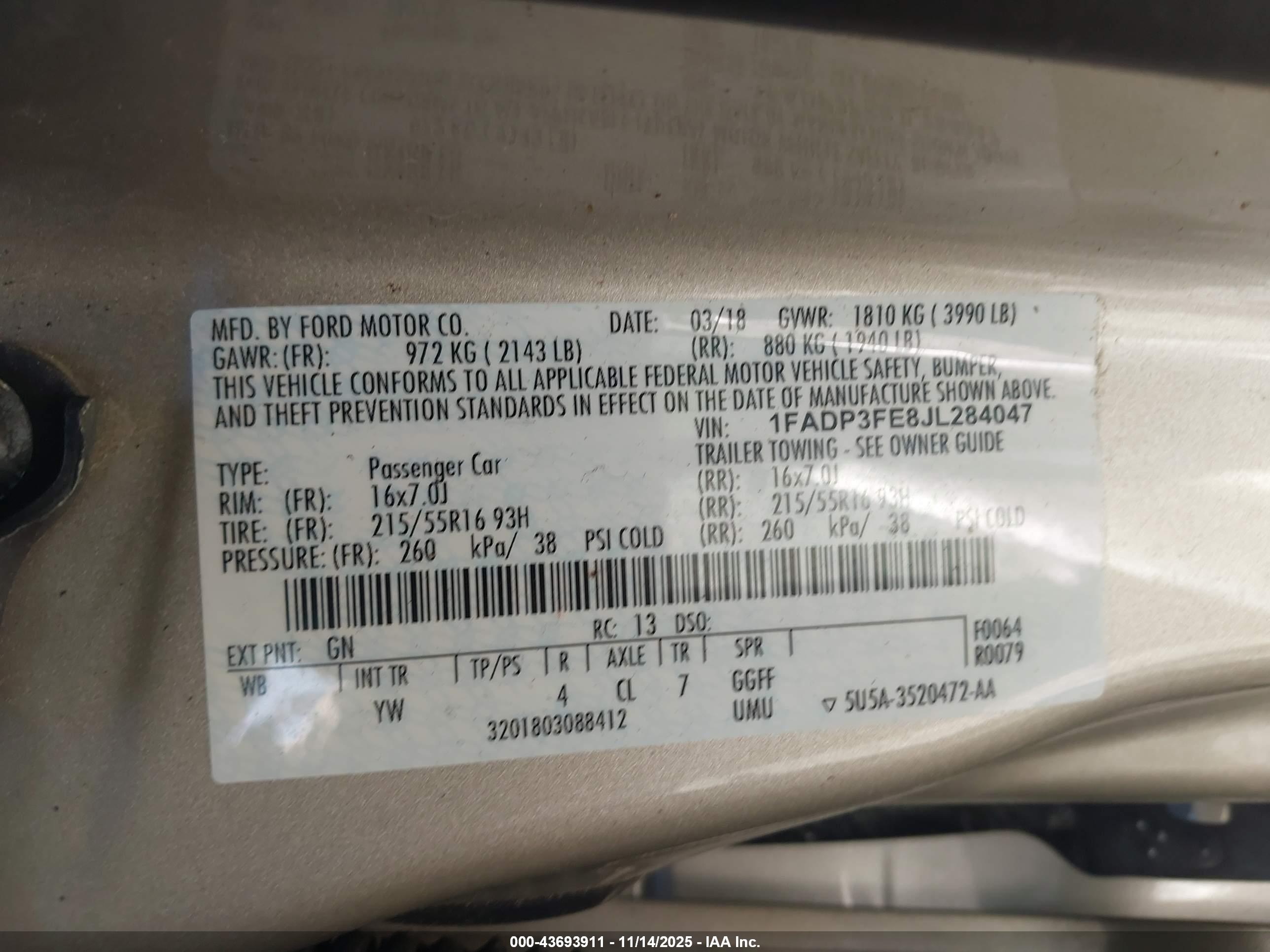 FORD FOCUS image 9