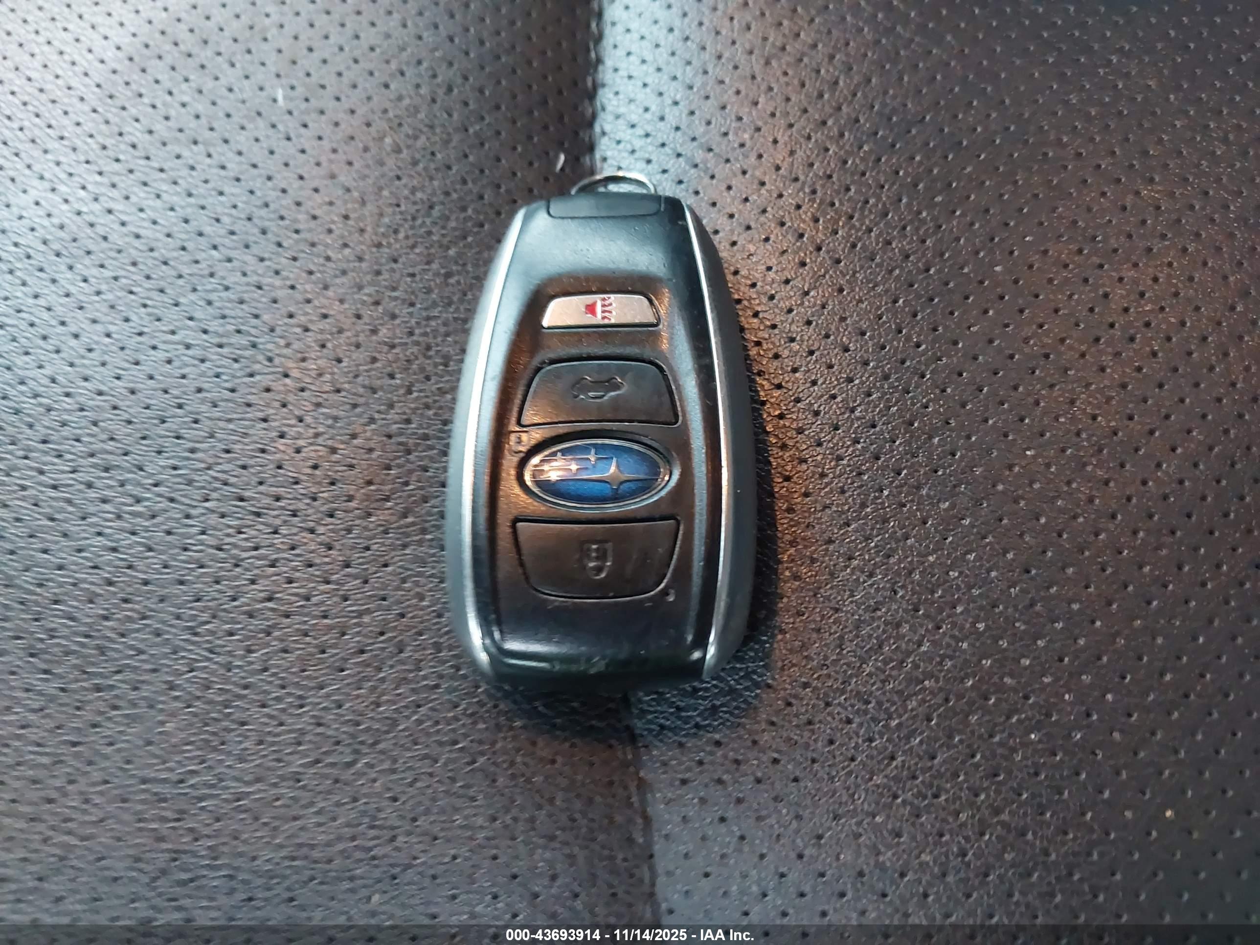 SUBARU OUTBACK image 11