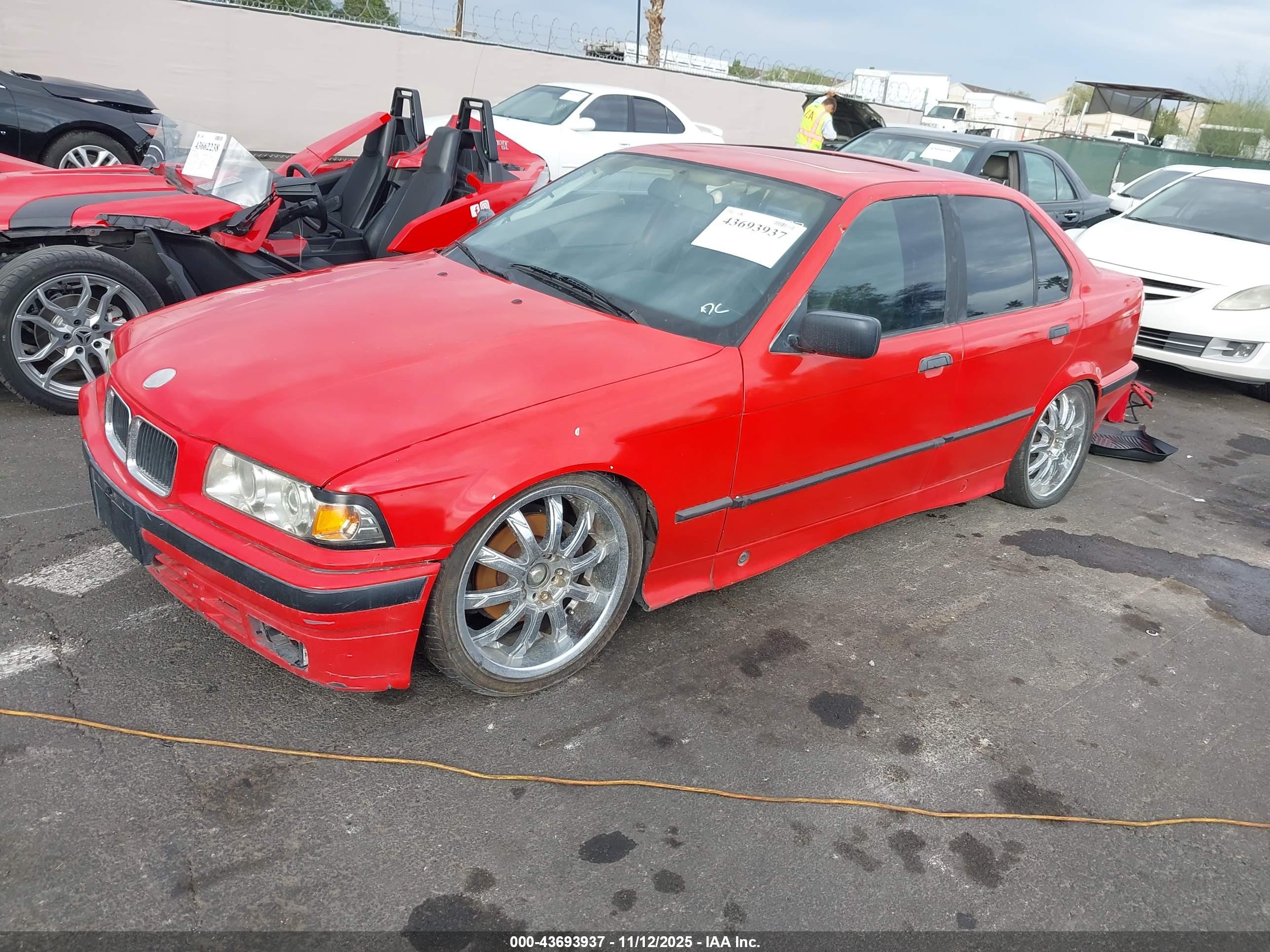 BMW 325 image 2