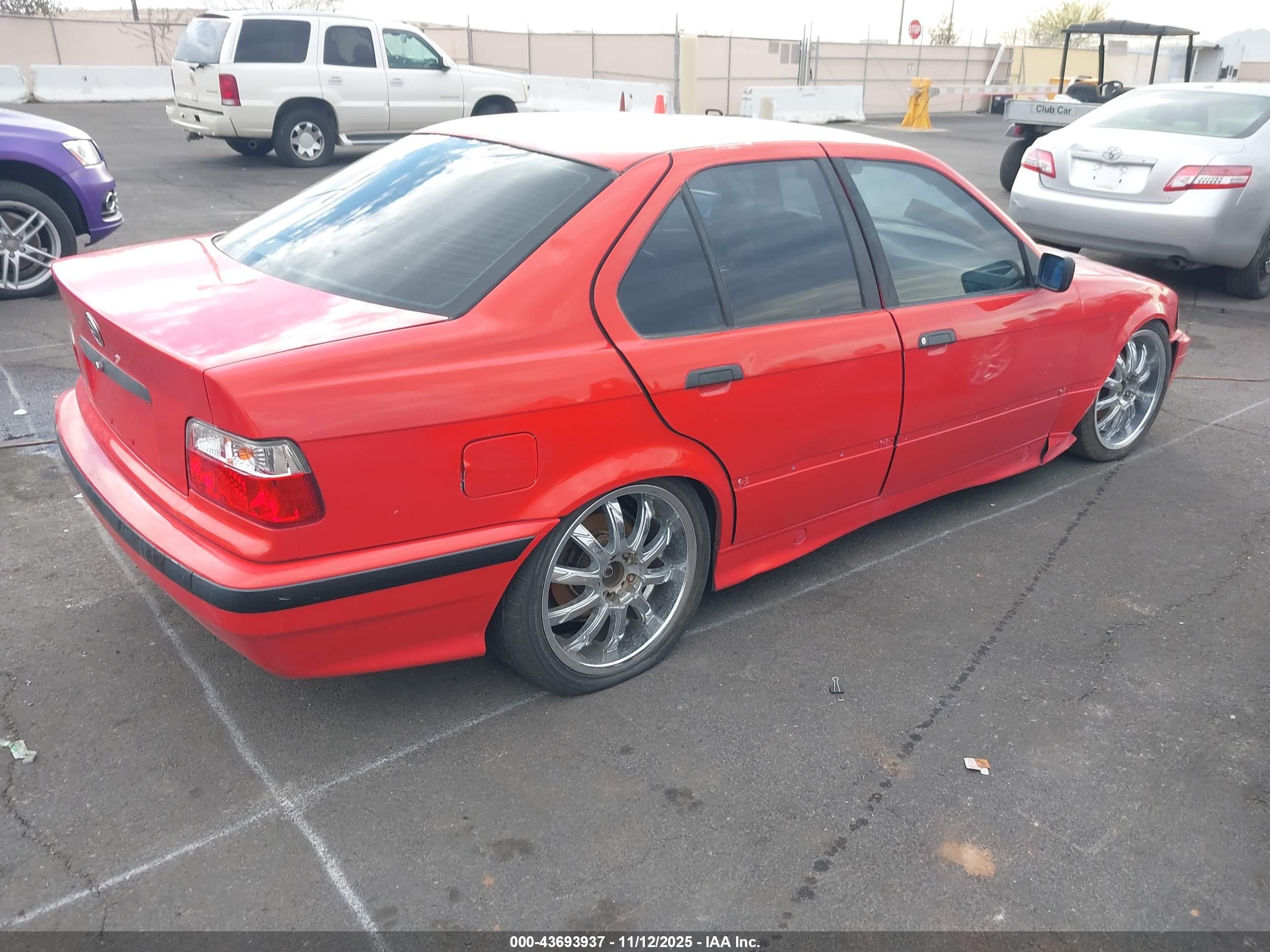 BMW 325 image 4