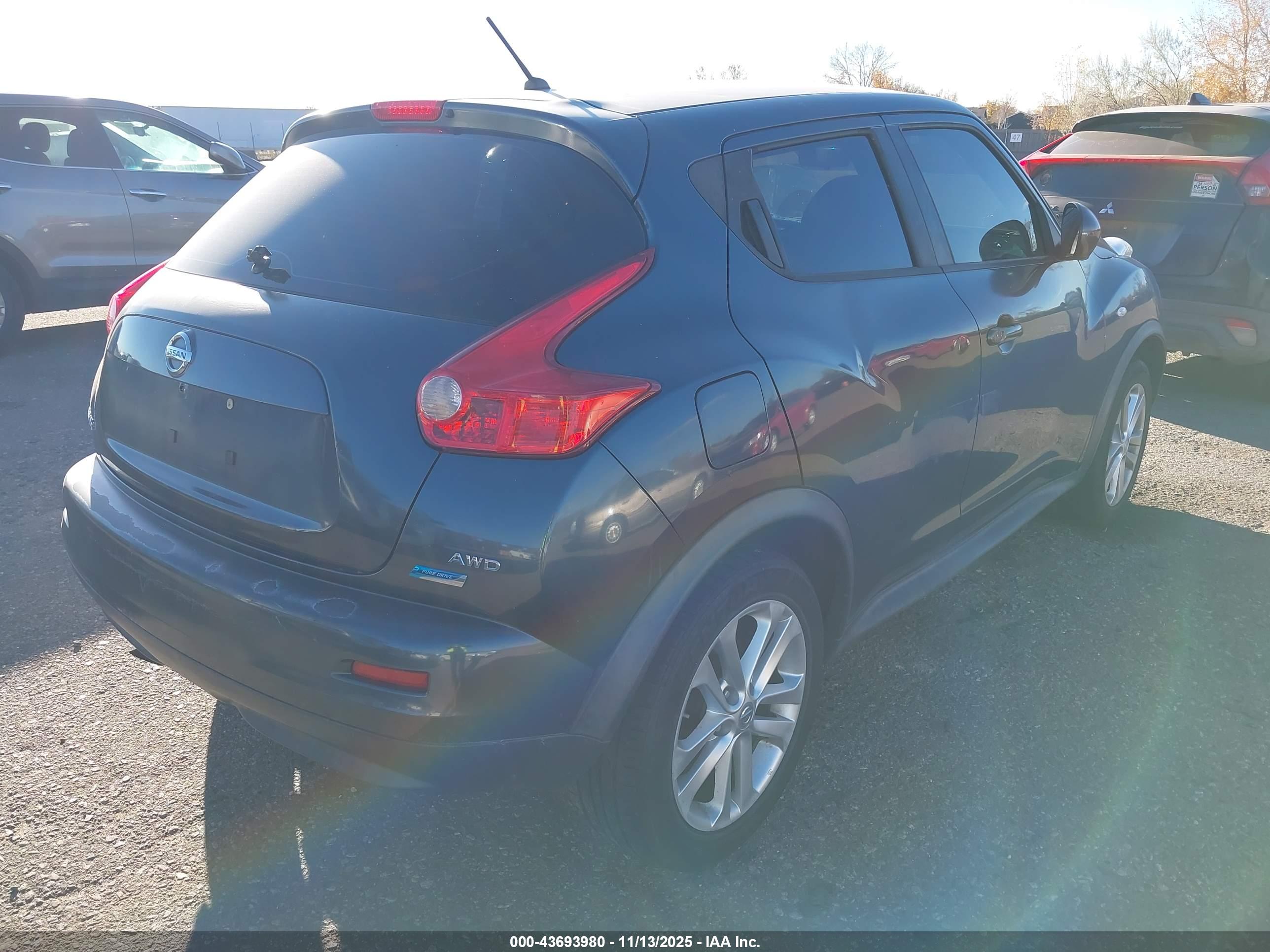 NISSAN JUKE image 4