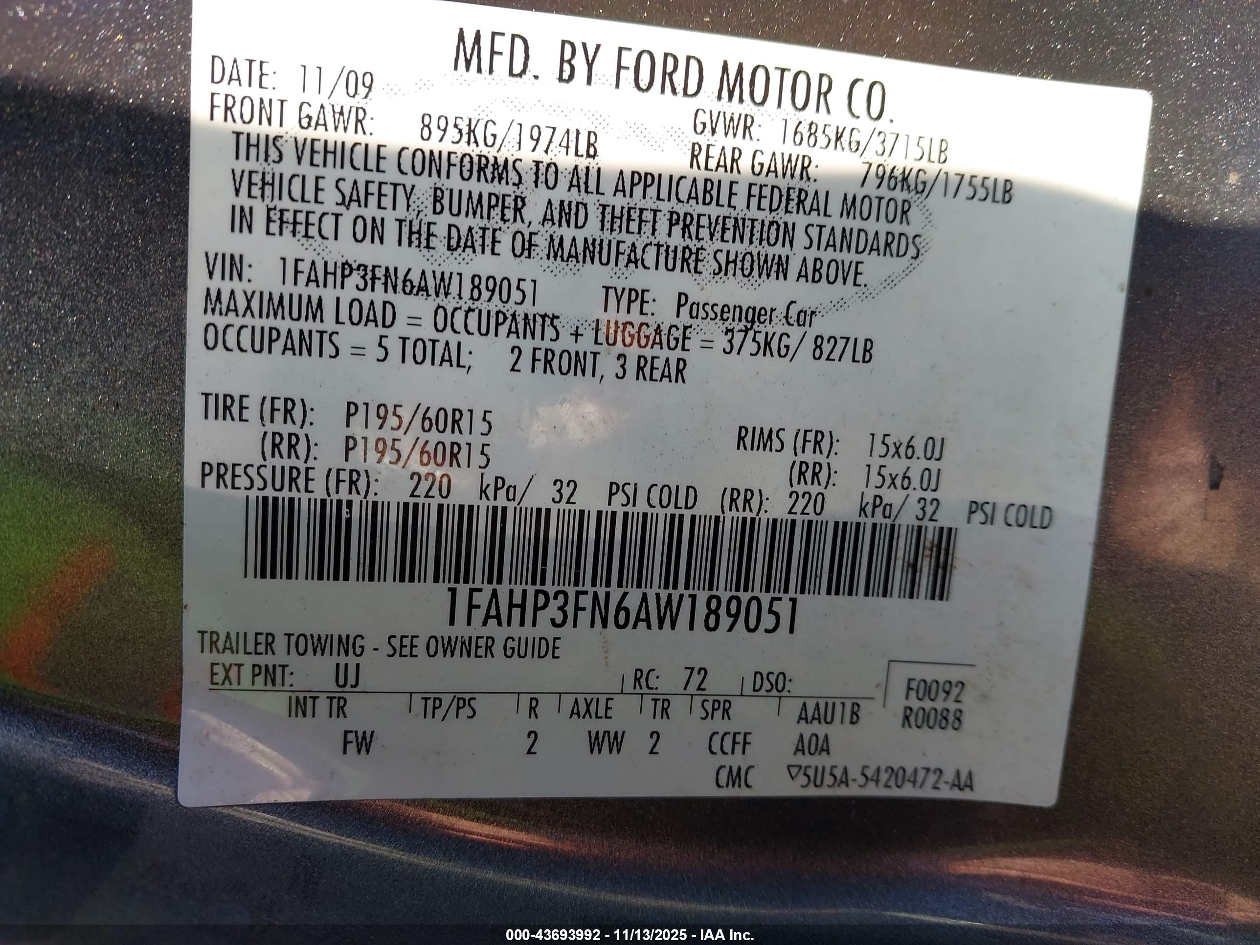 FORD FOCUS image 9