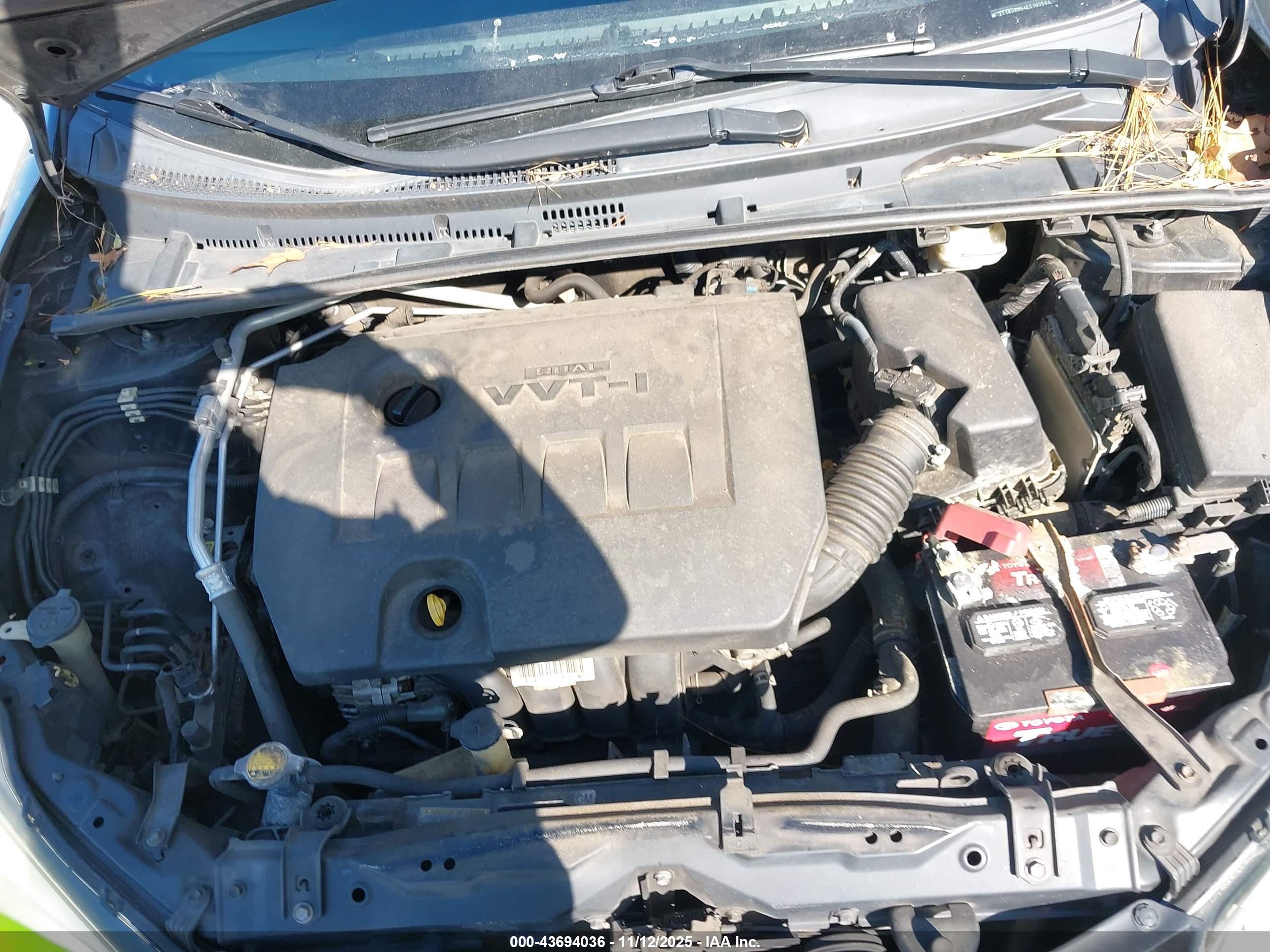 TOYOTA COROLLA image 10