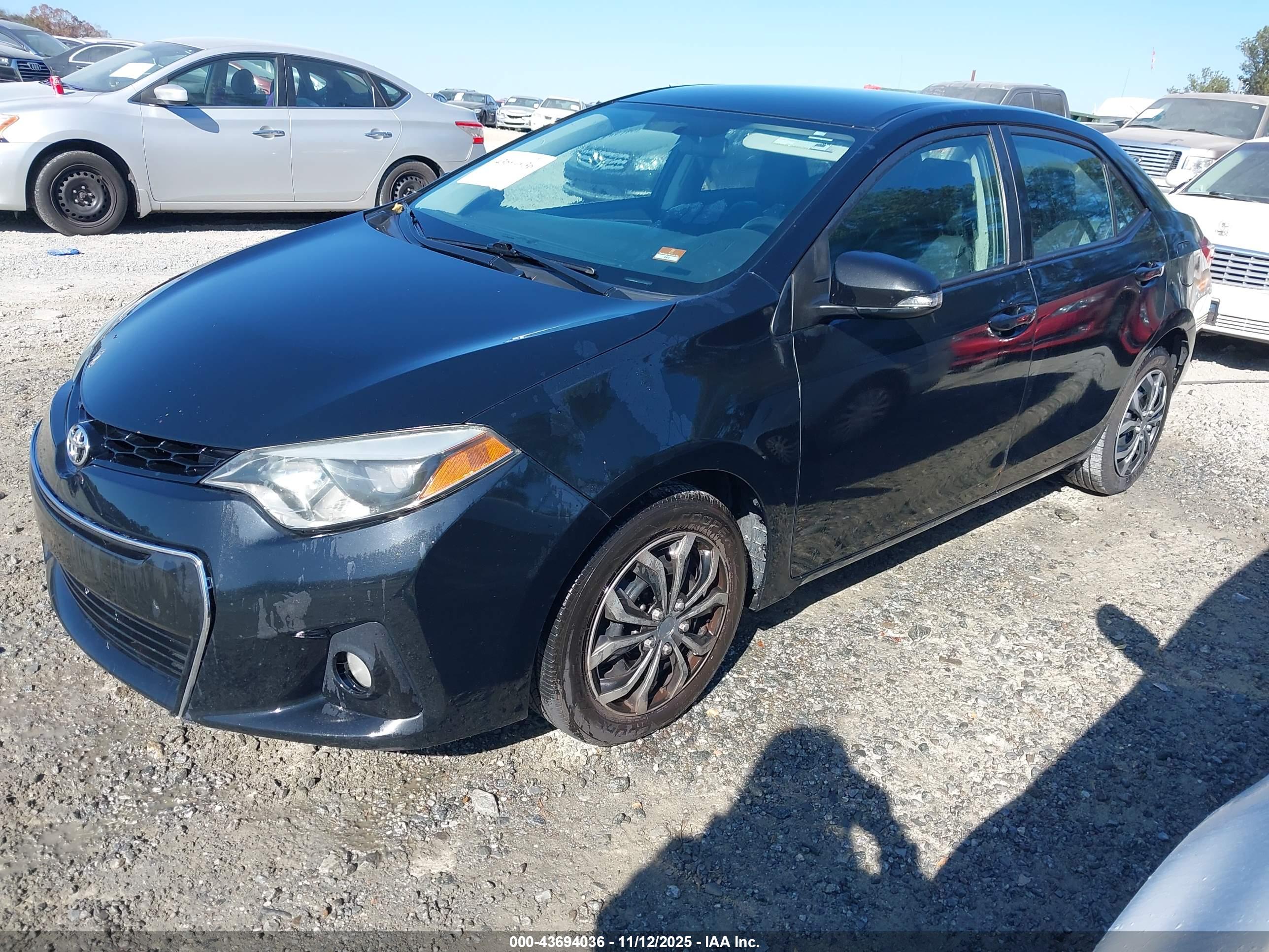 TOYOTA COROLLA image 2