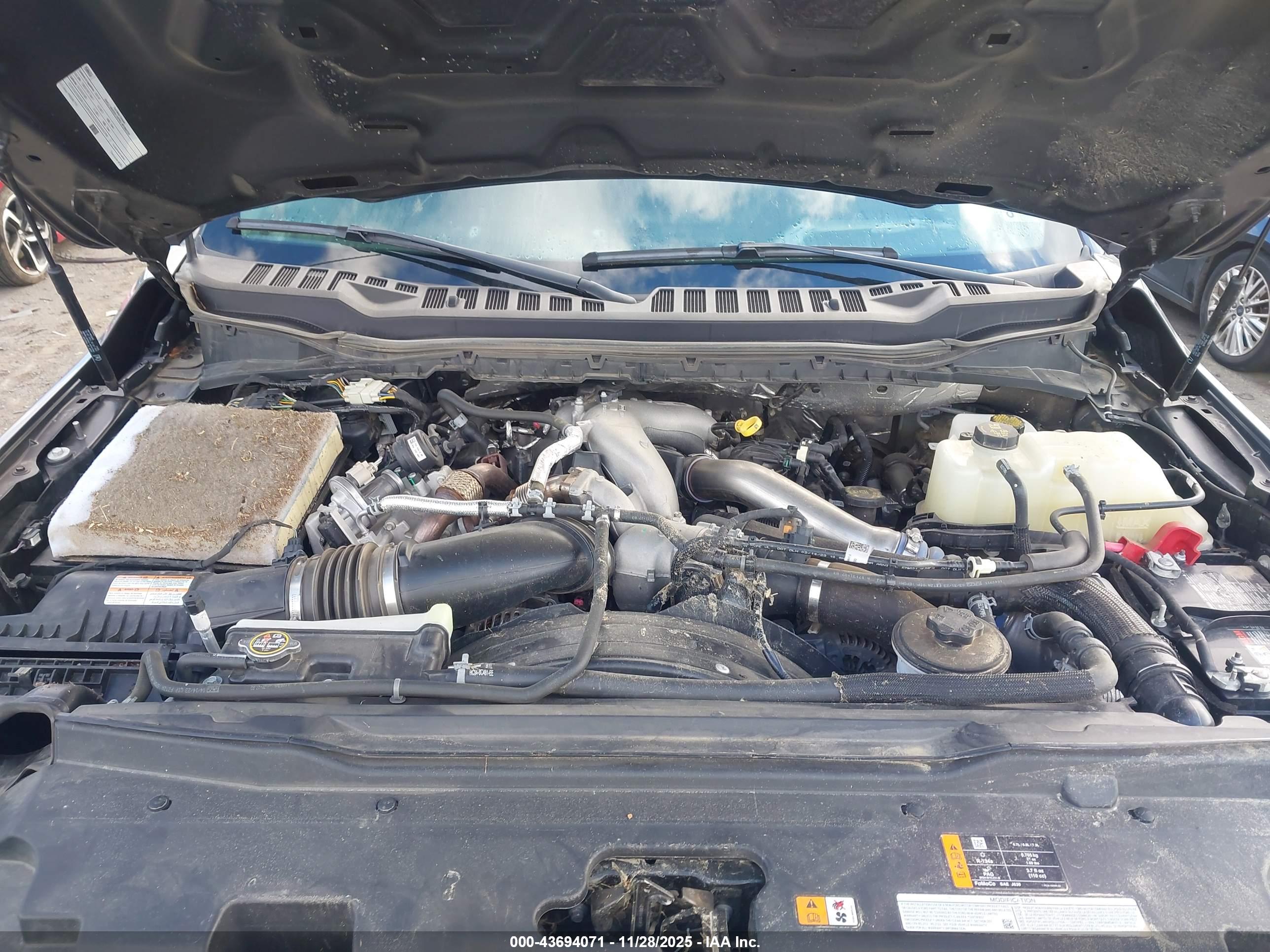 FORD F-450 image 10