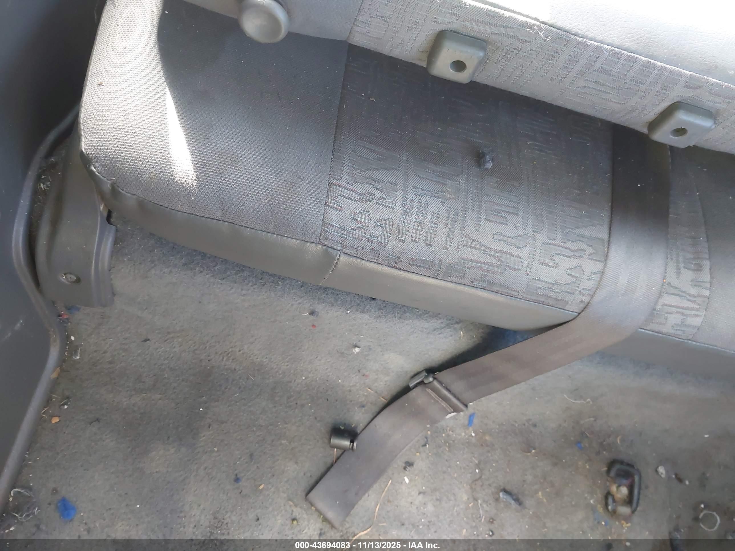 ISUZU RODEO image 8