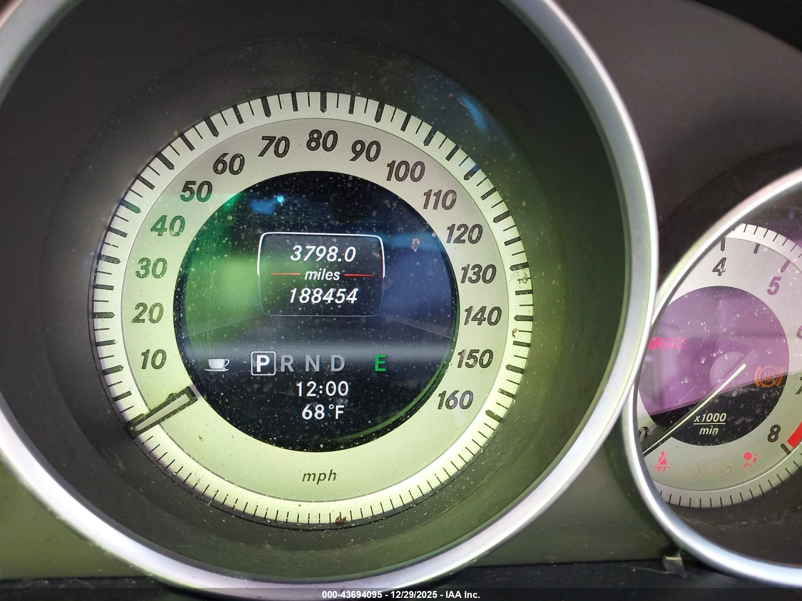 MERCEDES-BENZ C image 7