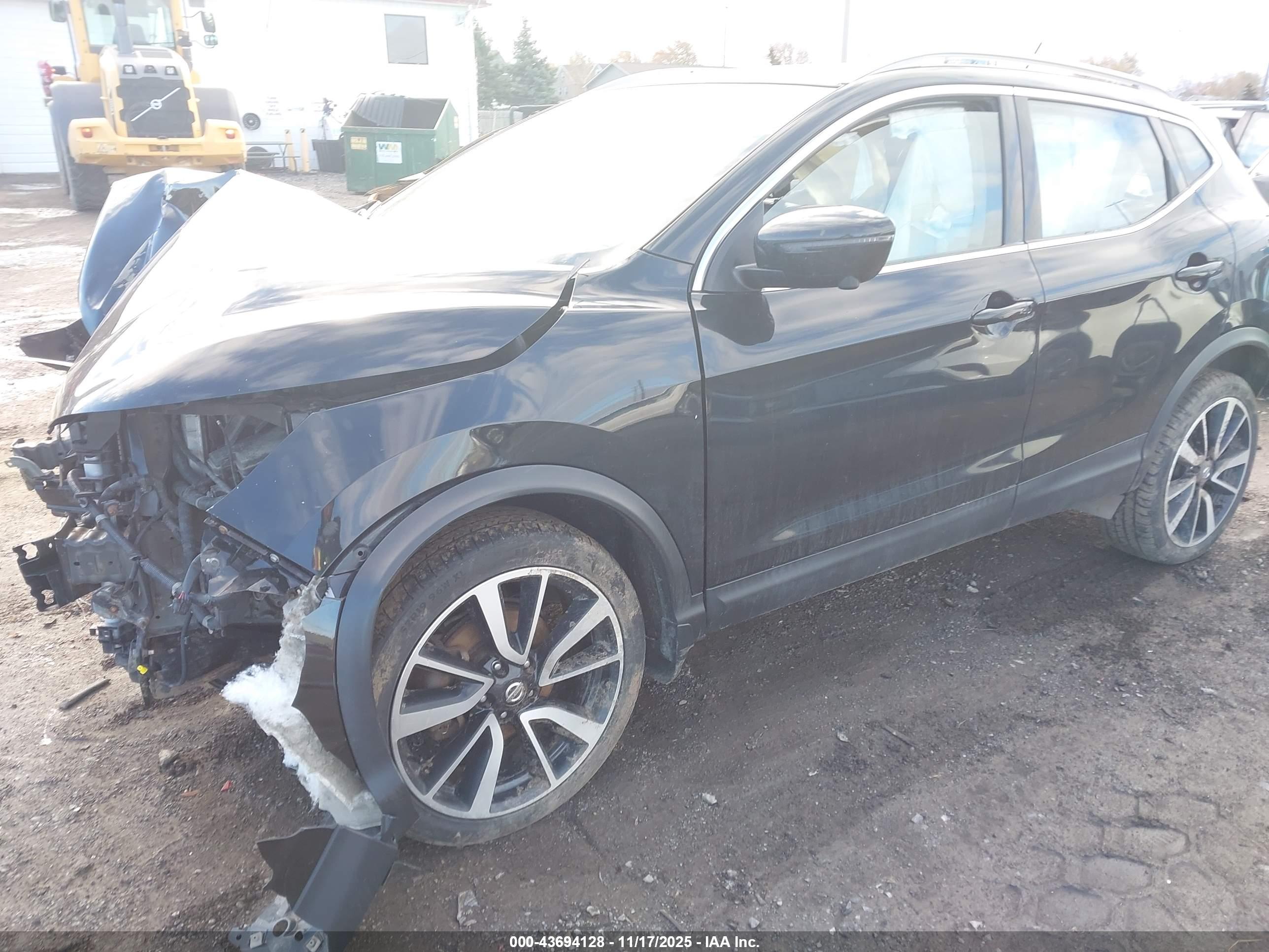 NISSAN ROGUE image 6