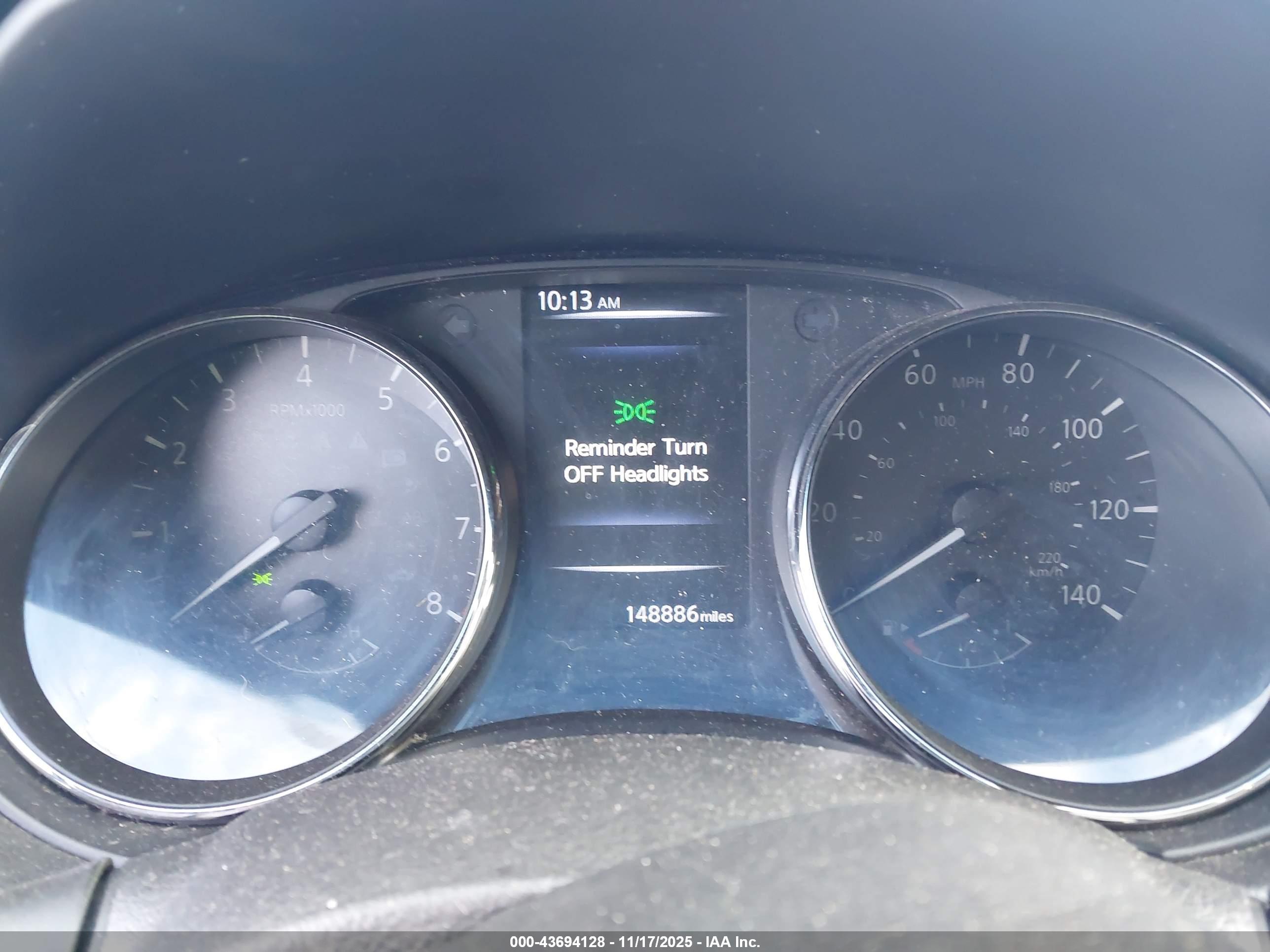 NISSAN ROGUE image 7