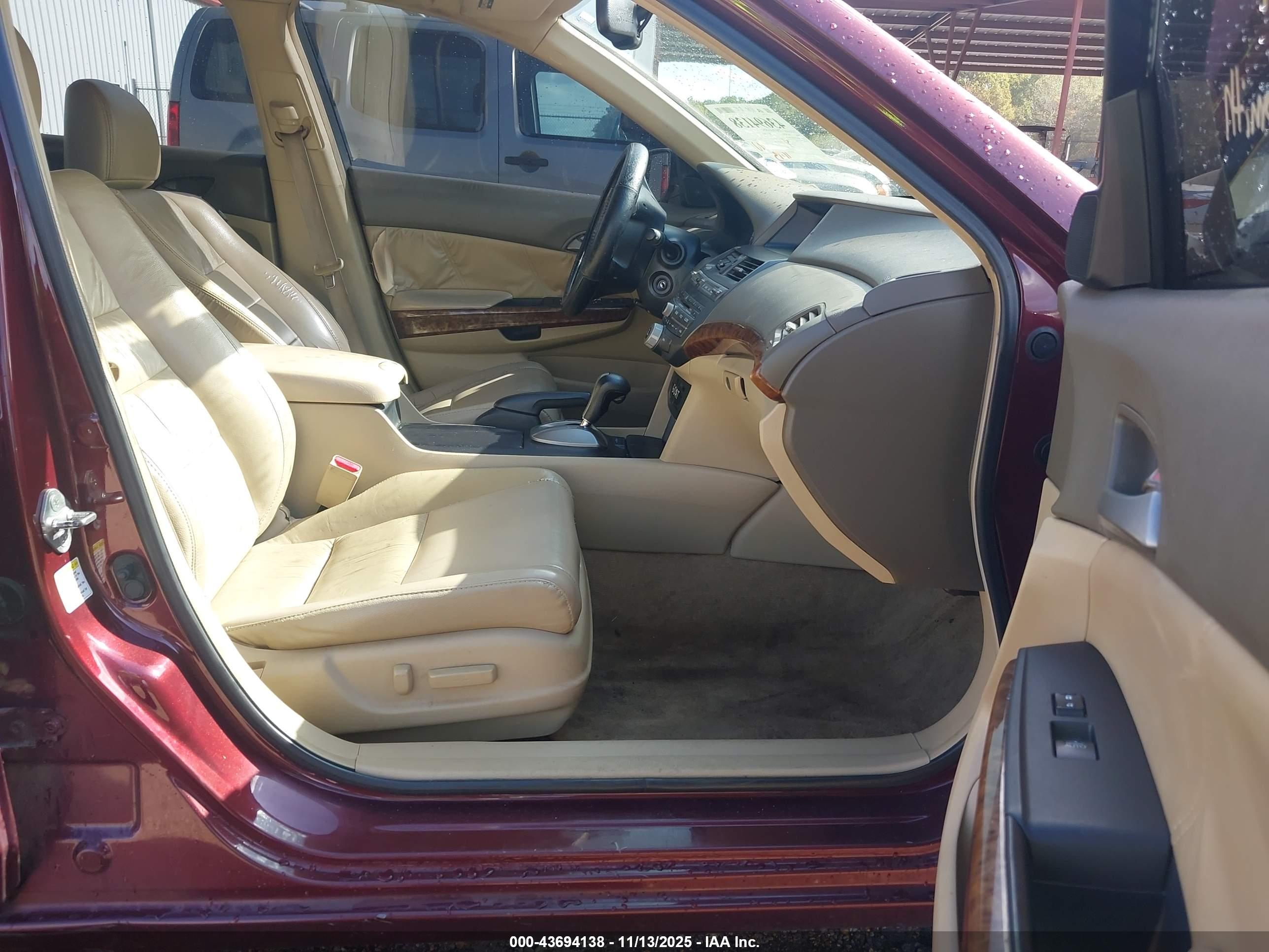 HONDA ACCORD image 5