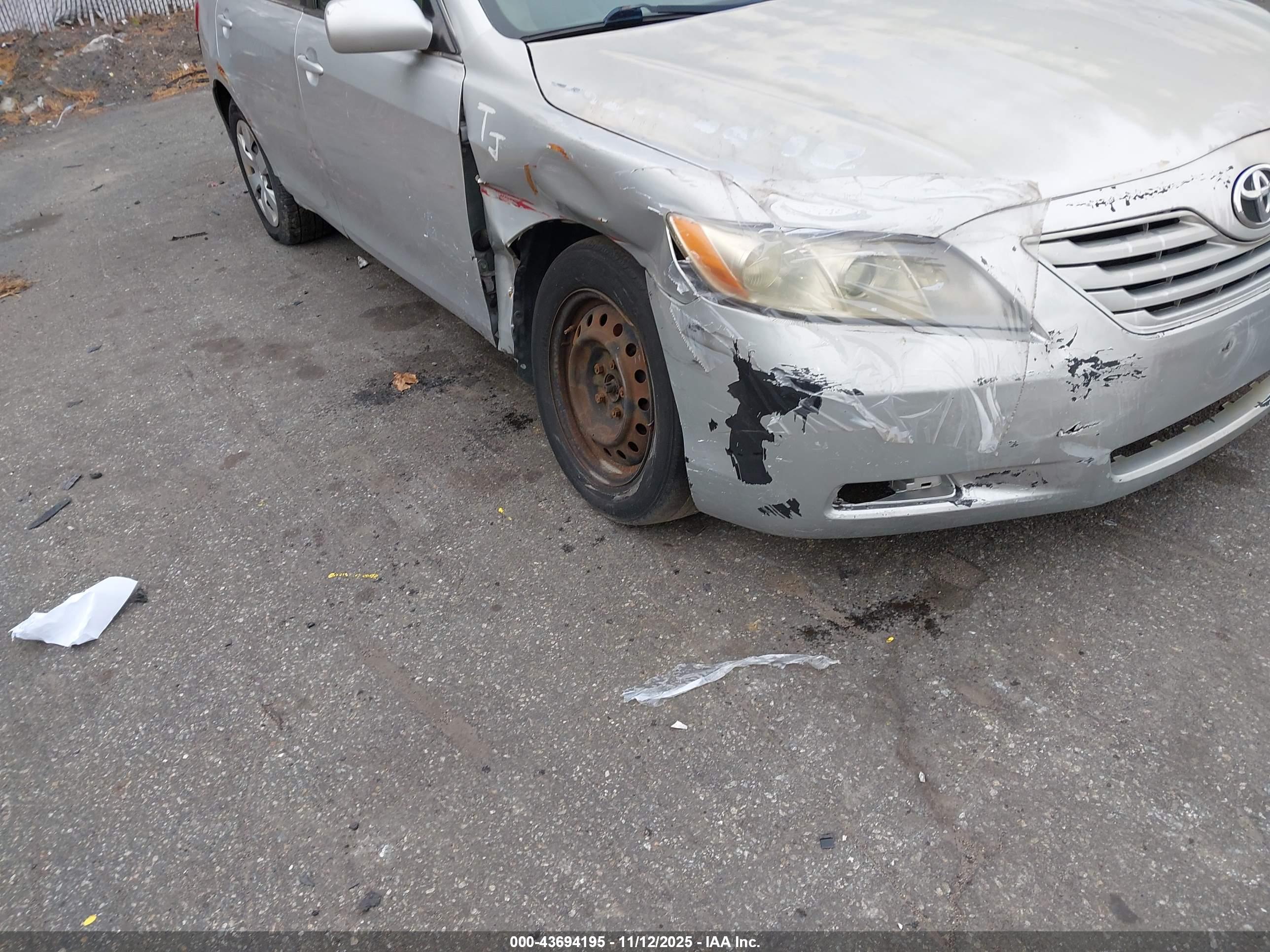 TOYOTA CAMRY image 6