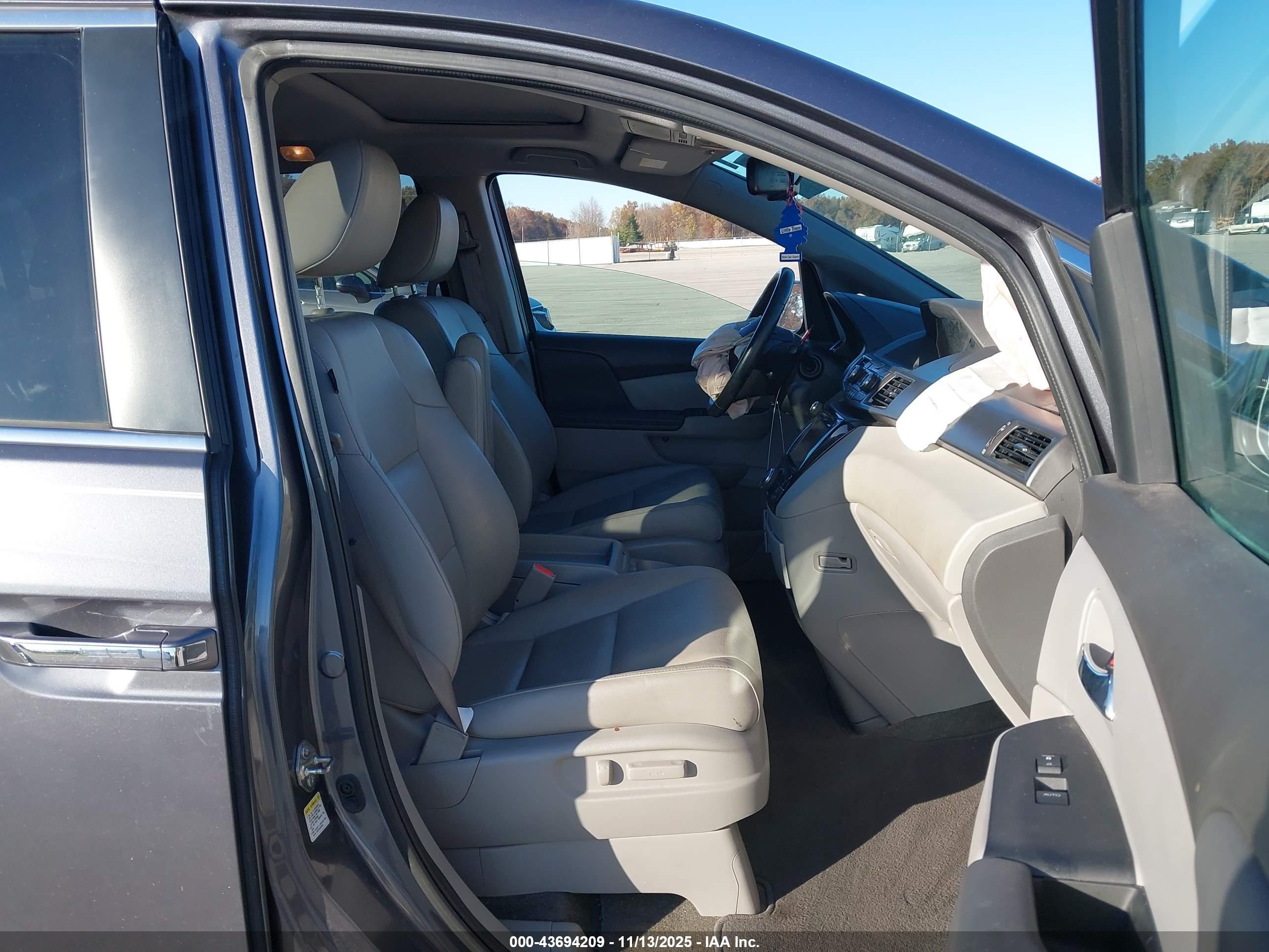 HONDA ODYSSEY image 5