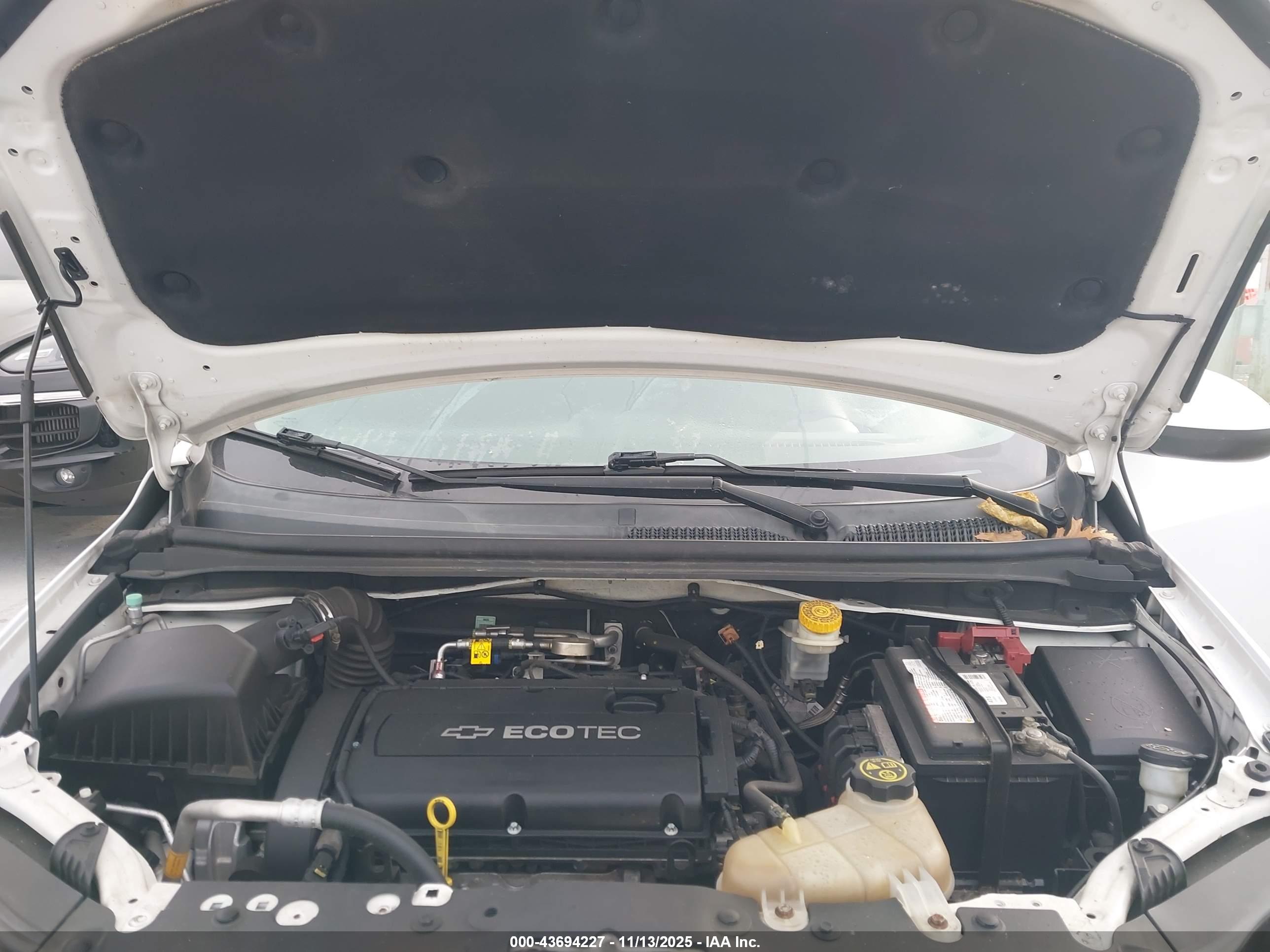 CHEVROLET SONIC image 10