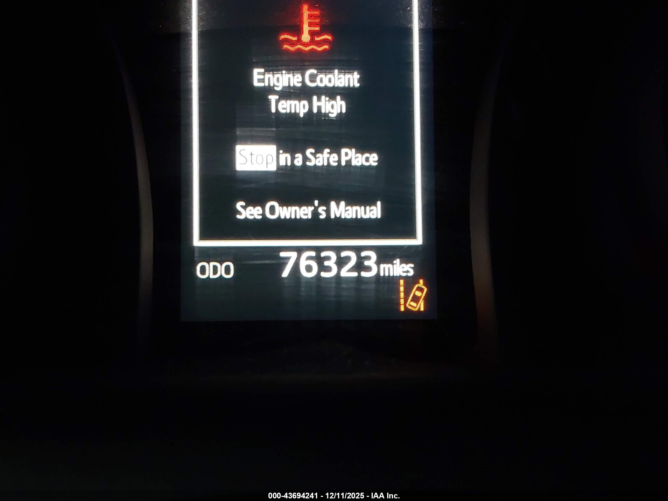 TOYOTA CAMRY image 7