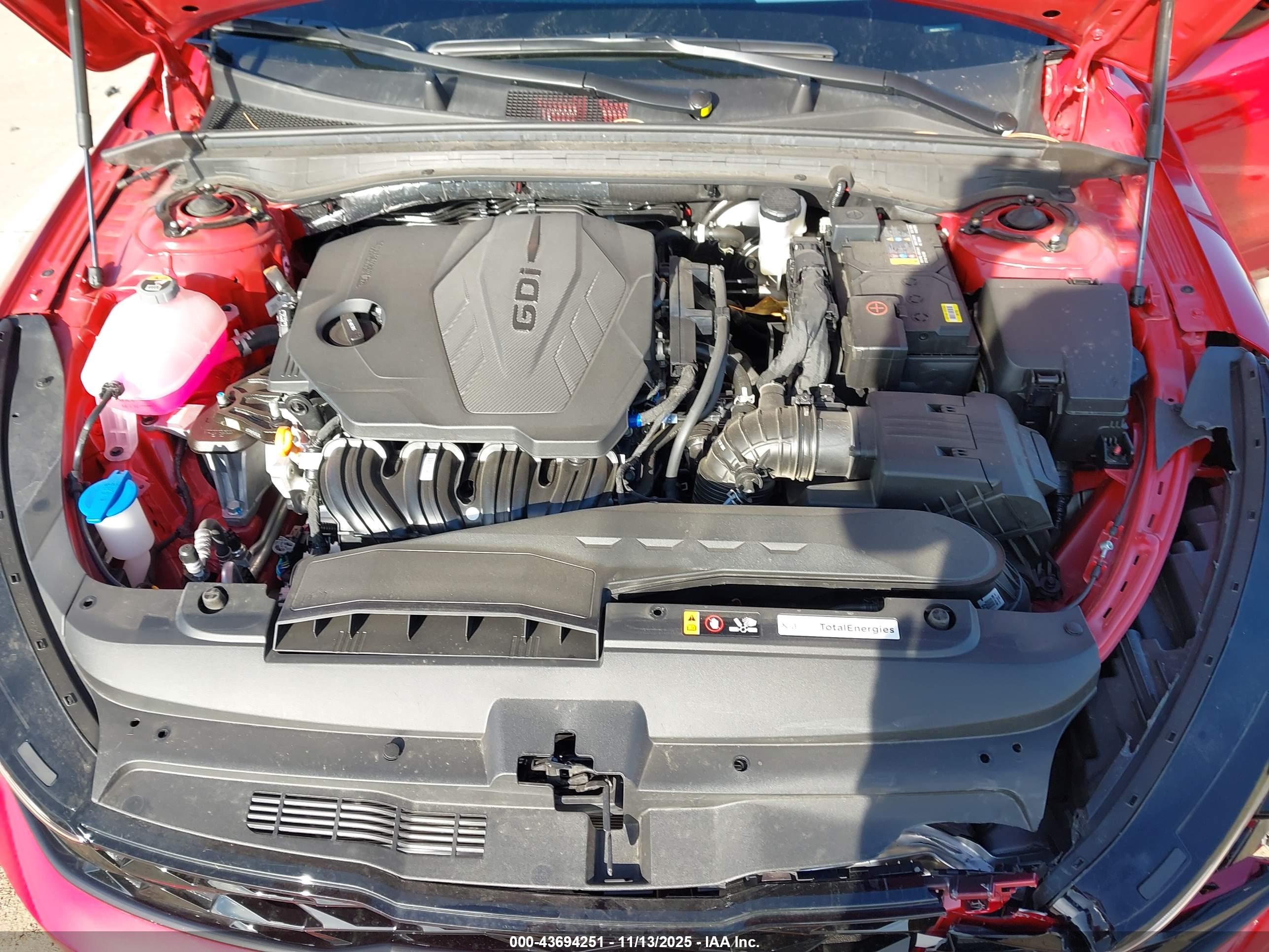KIA K5 image 10
