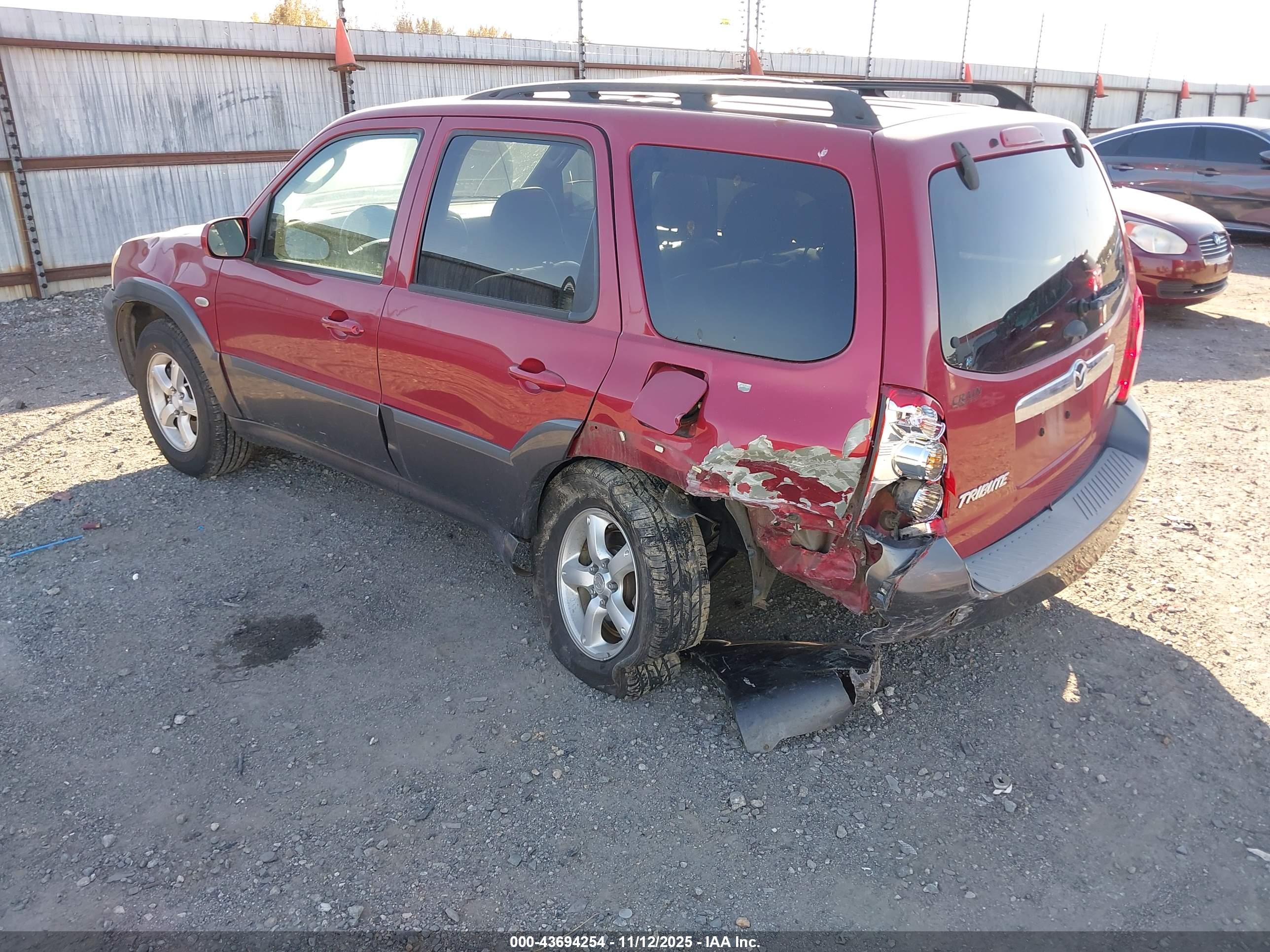 MAZDA TRIBUTE image 3